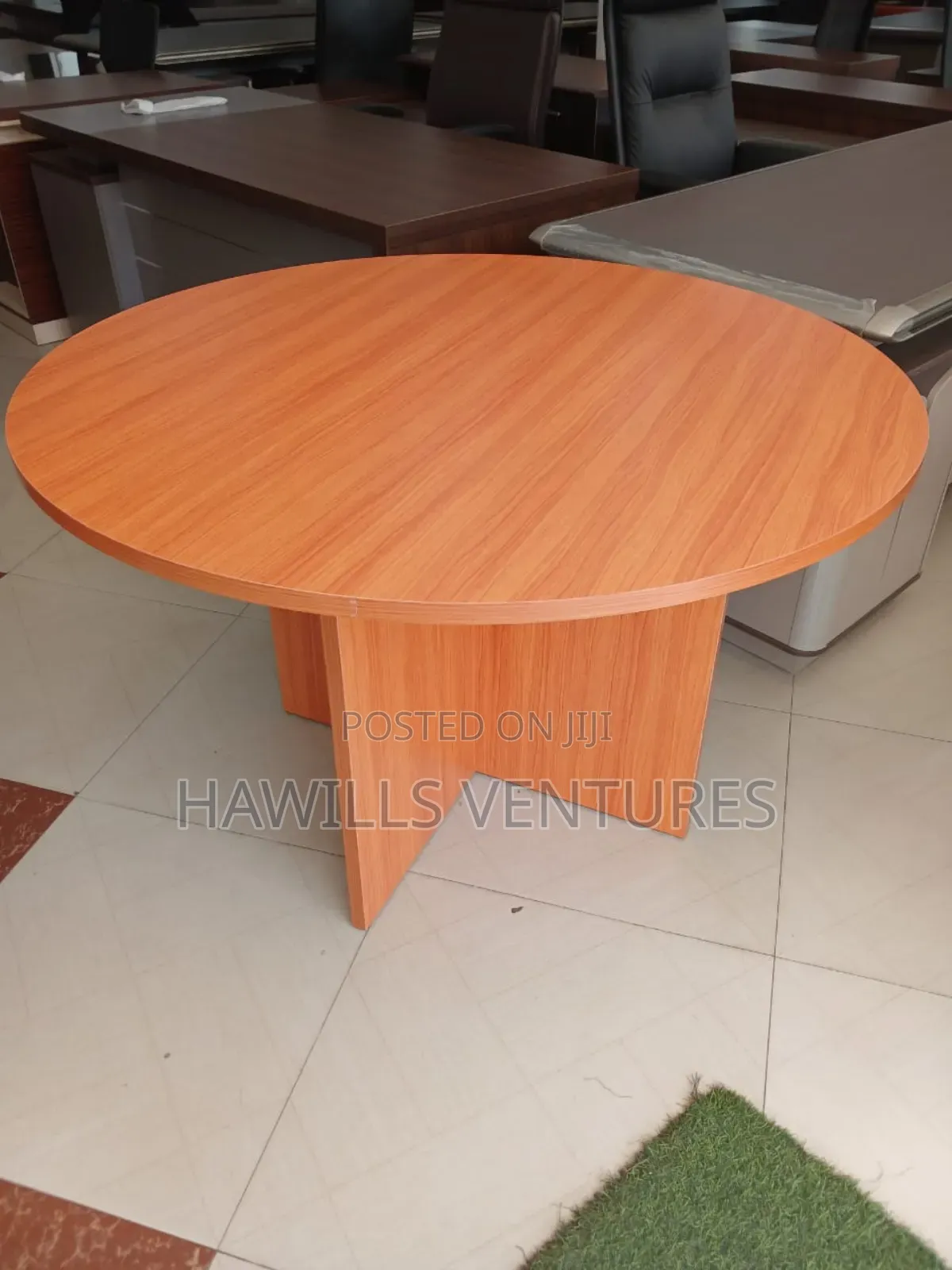 Round Wooden Conference Meeting Table (120*120cm)