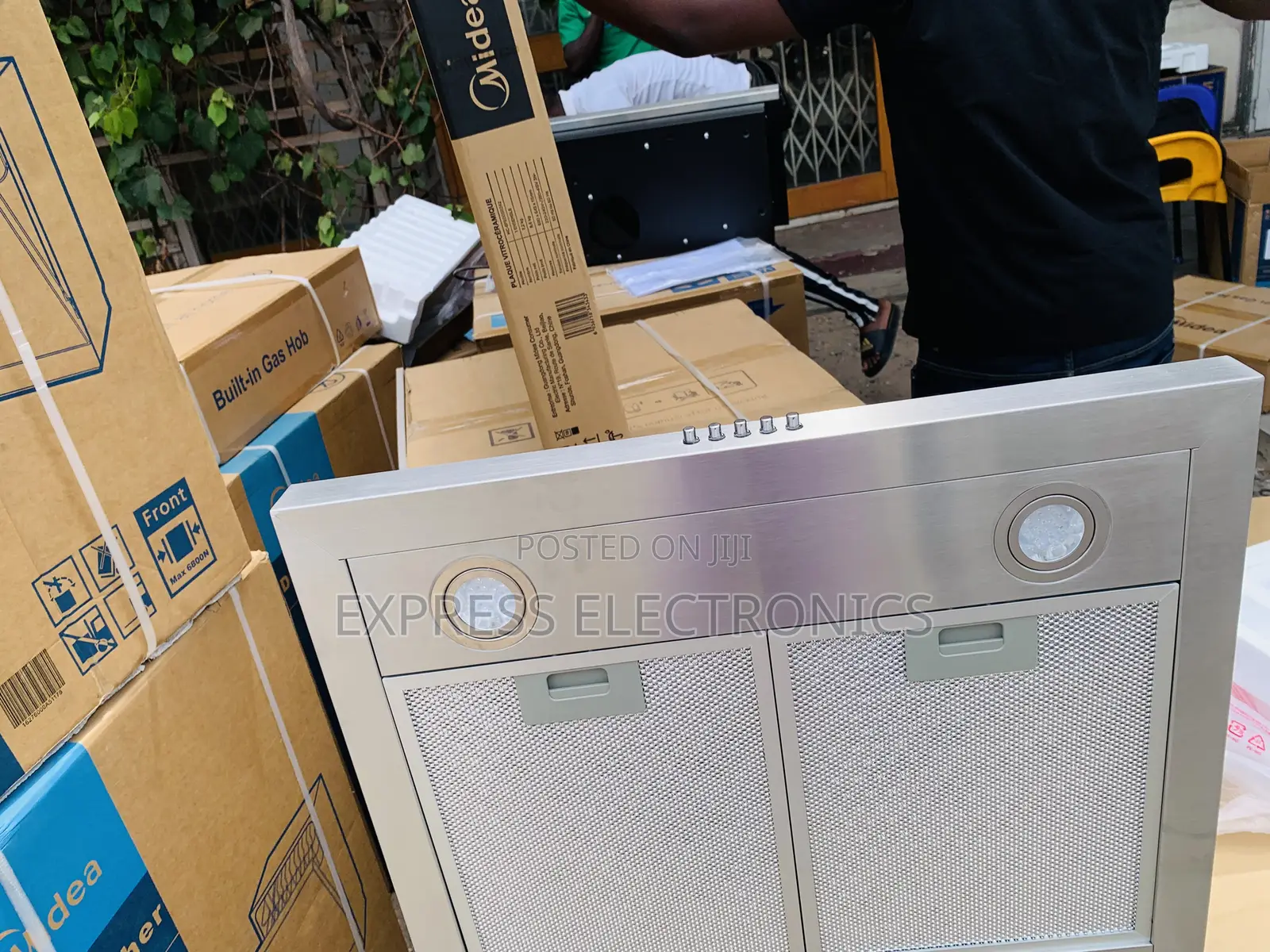 Available Now at Store Built in Midea 60cm