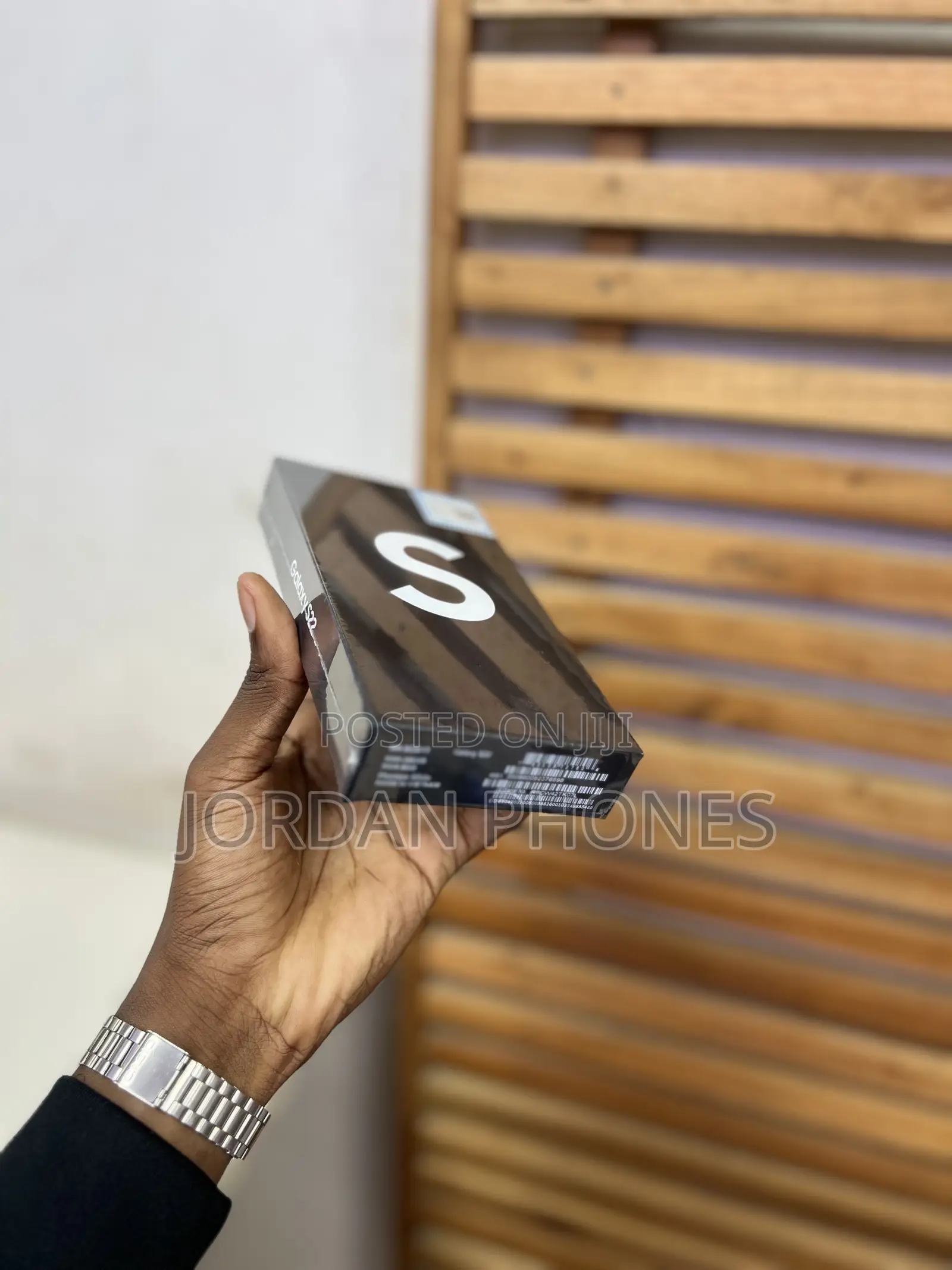 New Samsung Galaxy S22 5G 256 GB White