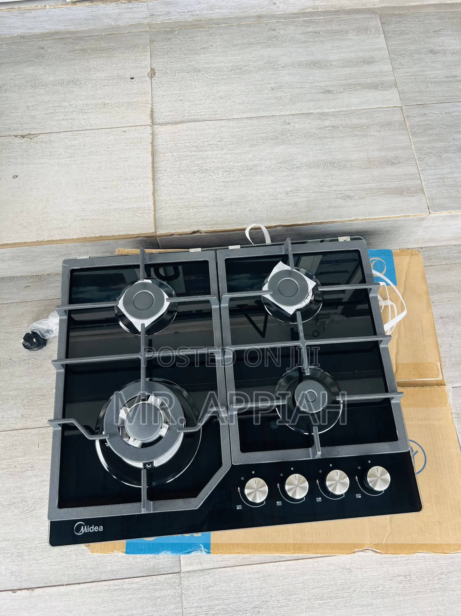 Well Built Midea 60cm Tempered Glass 4 Gas Built In(60gj084)