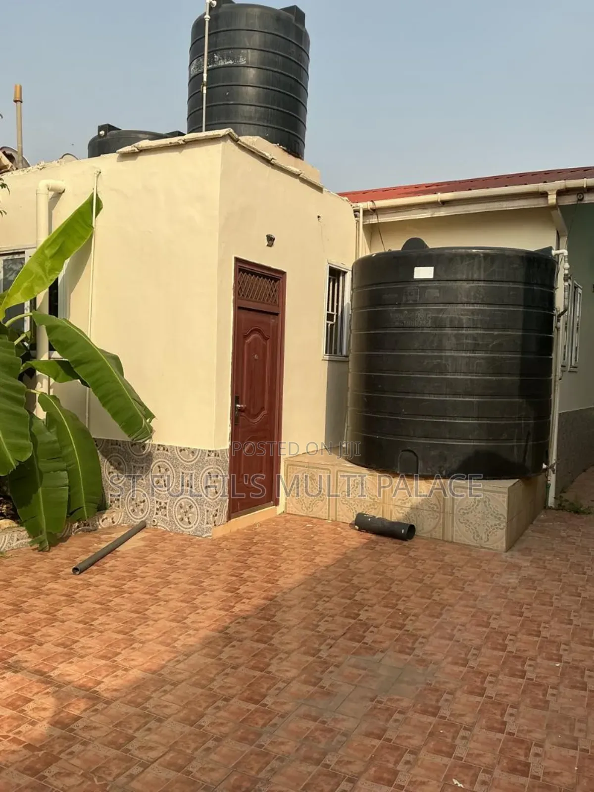 6bdrm House in Botwe Near Little for rent