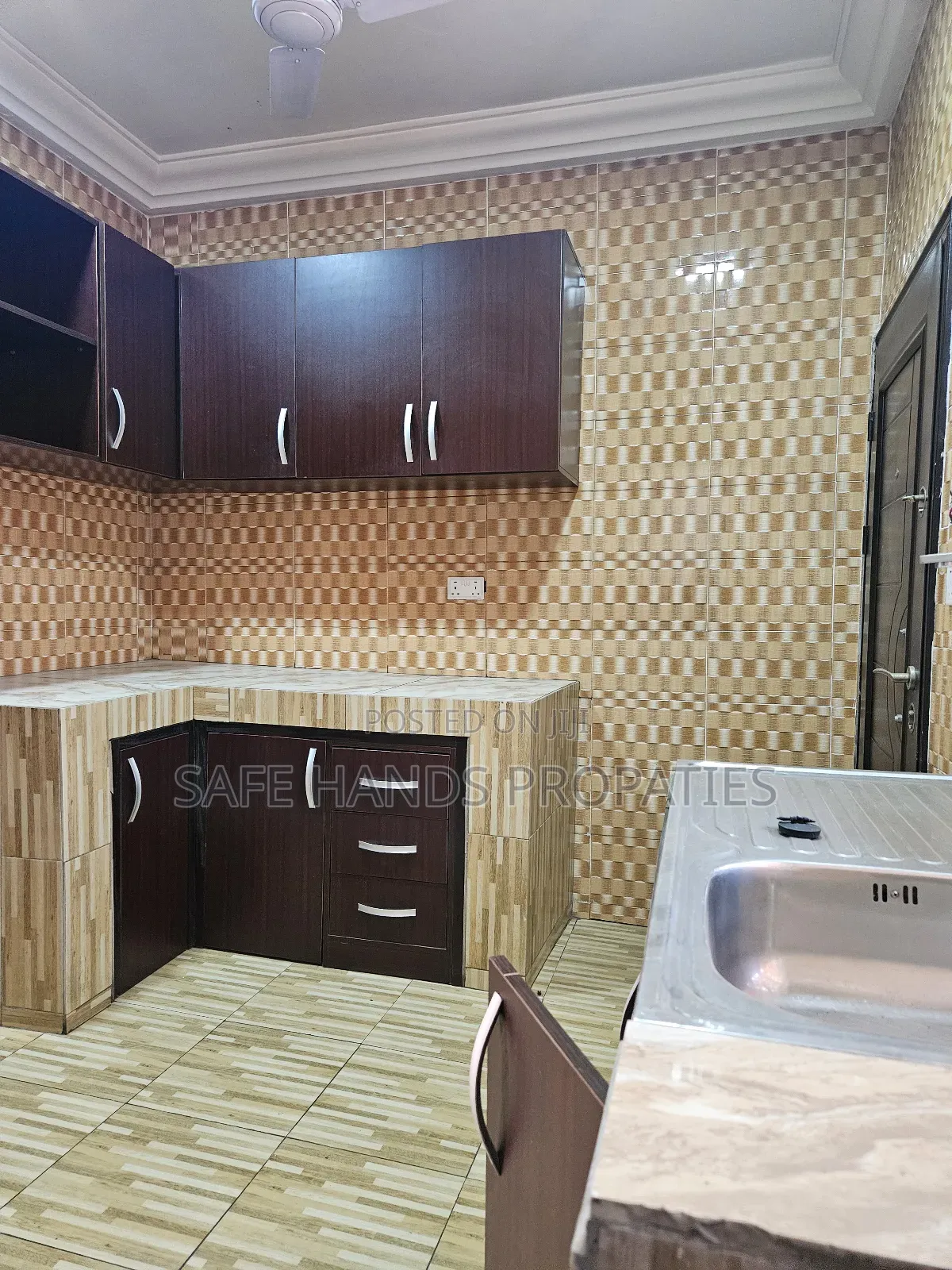 2bdrm Apartment in Accra Metropolitan for rent