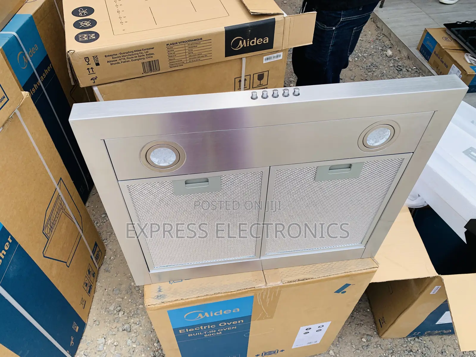Call and Order for Your New Midea Built in Midea 60cm