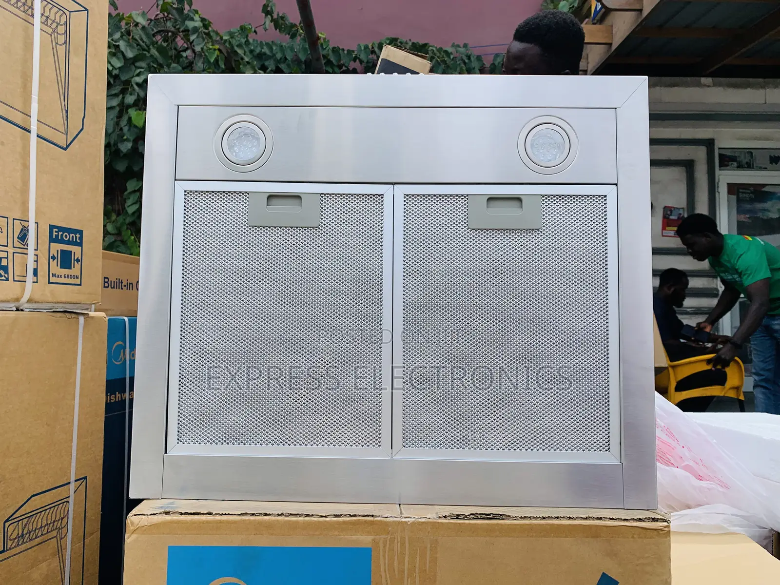 Authentic New Midea Built in Heat Extractor