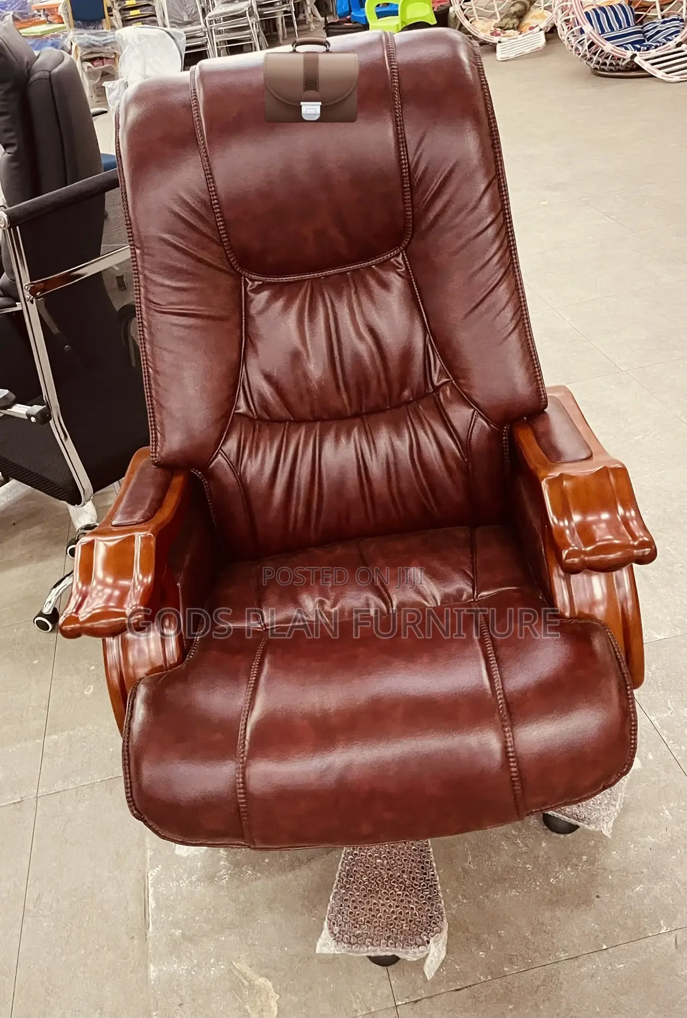 Luxurious Leather Executive Office Chair
