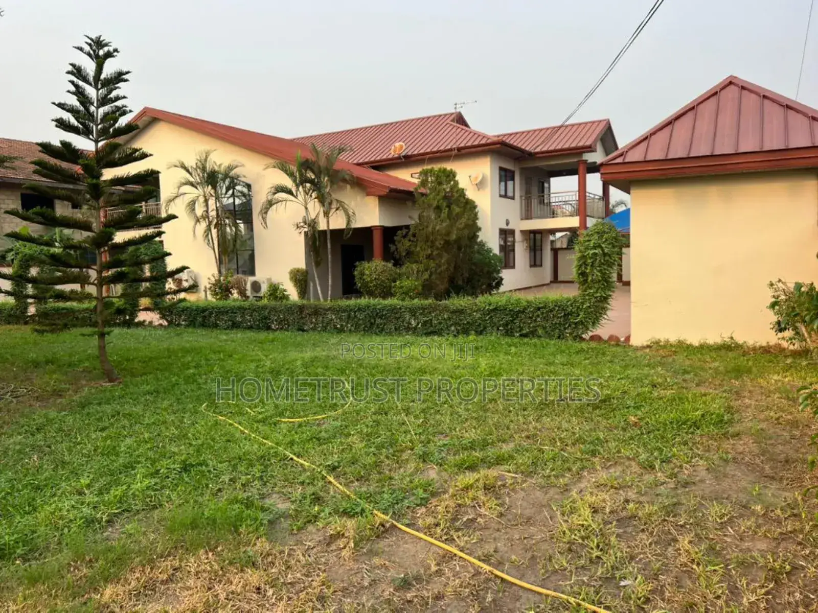 5bdrm House in Weija Scc for sale