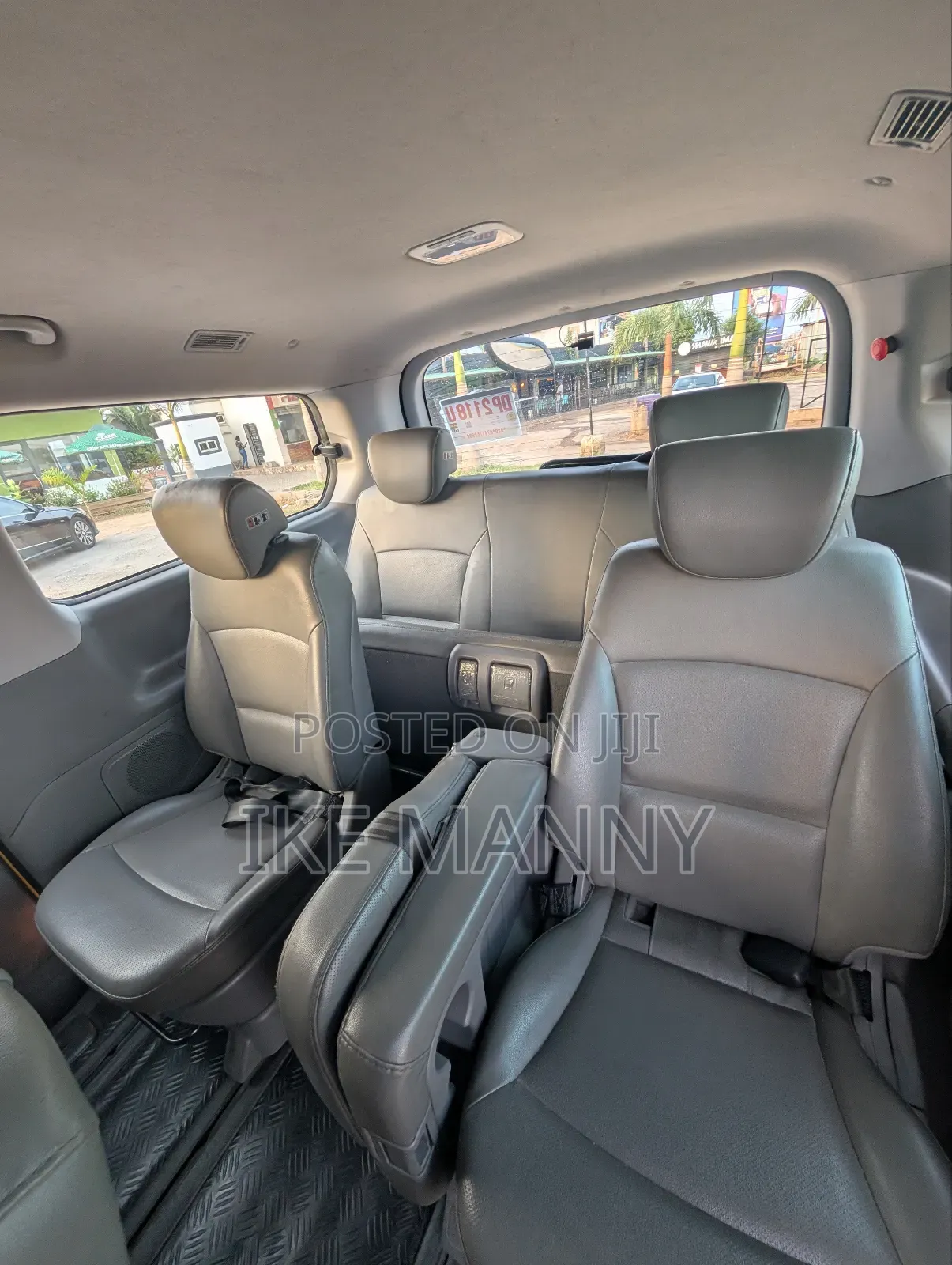 Hyundai Starex 2016 Yellow