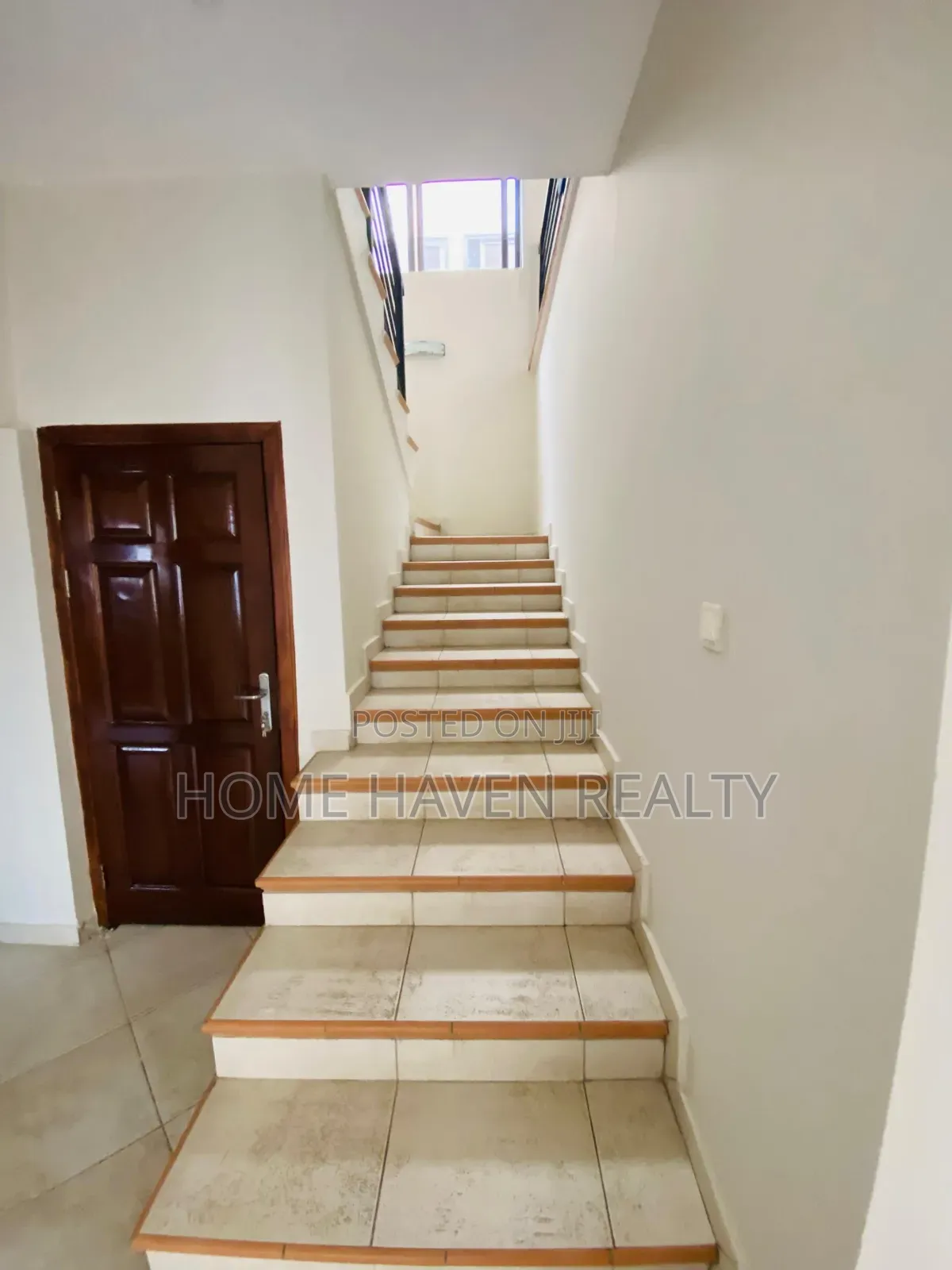 2bdrm House in Dzorwulu for rent