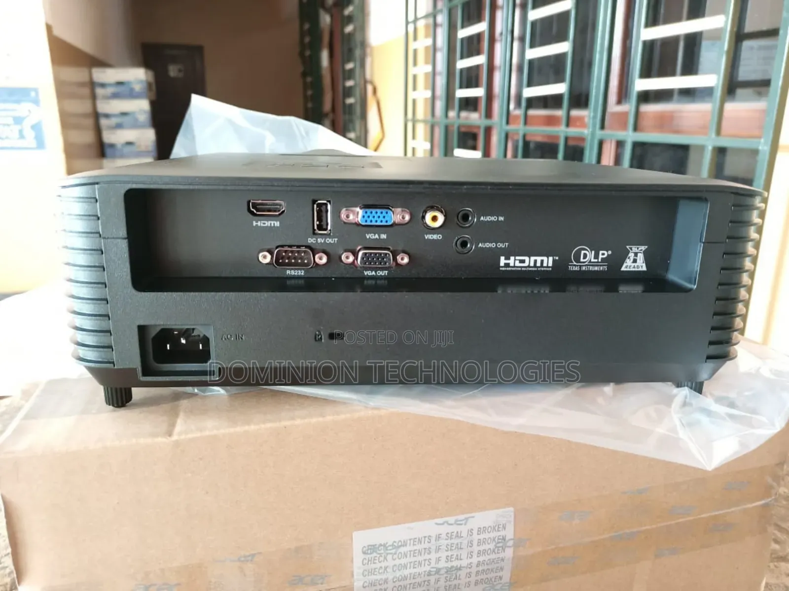 Acer X1128h DLP Svga (800 X 600 Pixels) Projector