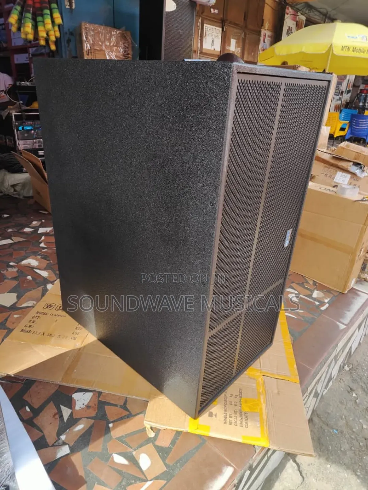 RCF -Tt+ Bass Speaker (Wood)