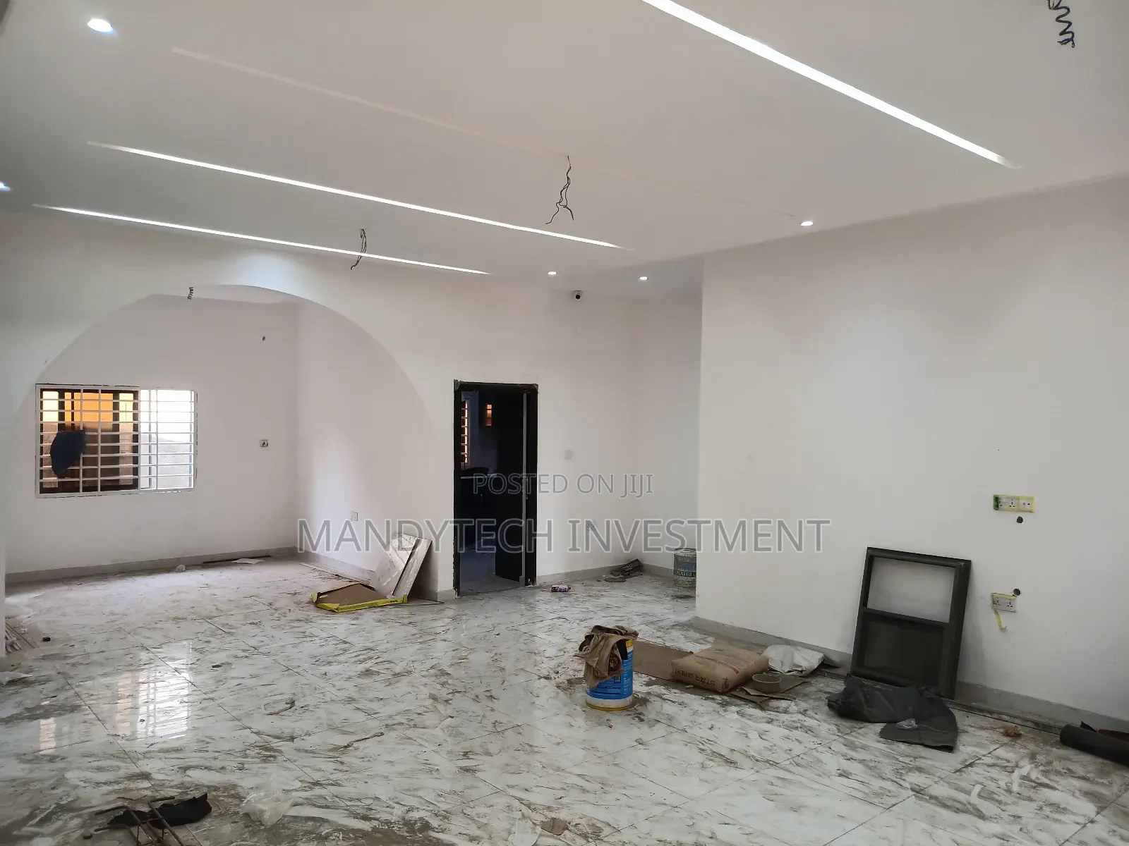 3bdrm House in Lake Side Estate for sale