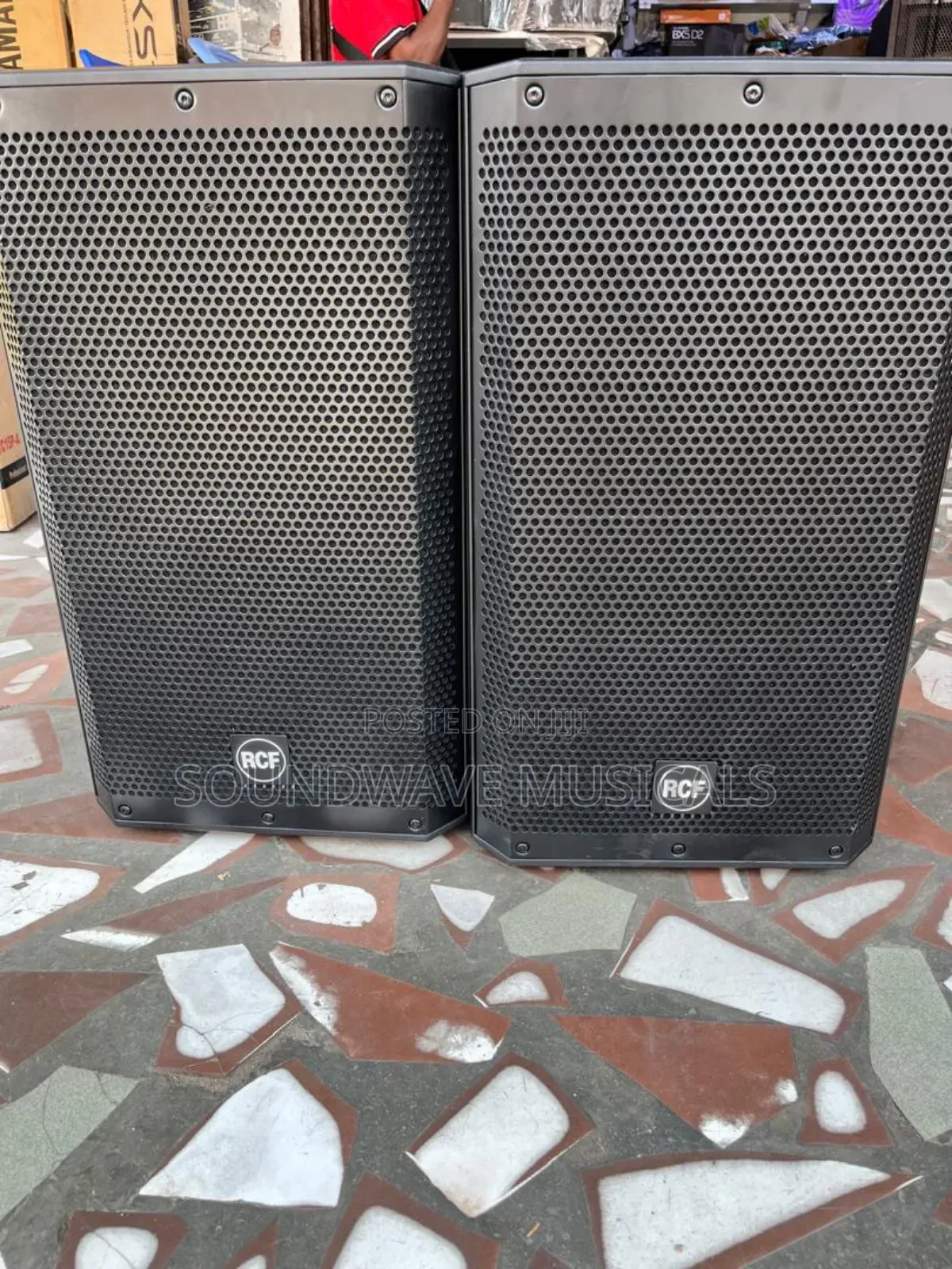 RCF Active Speaker( Plastic)