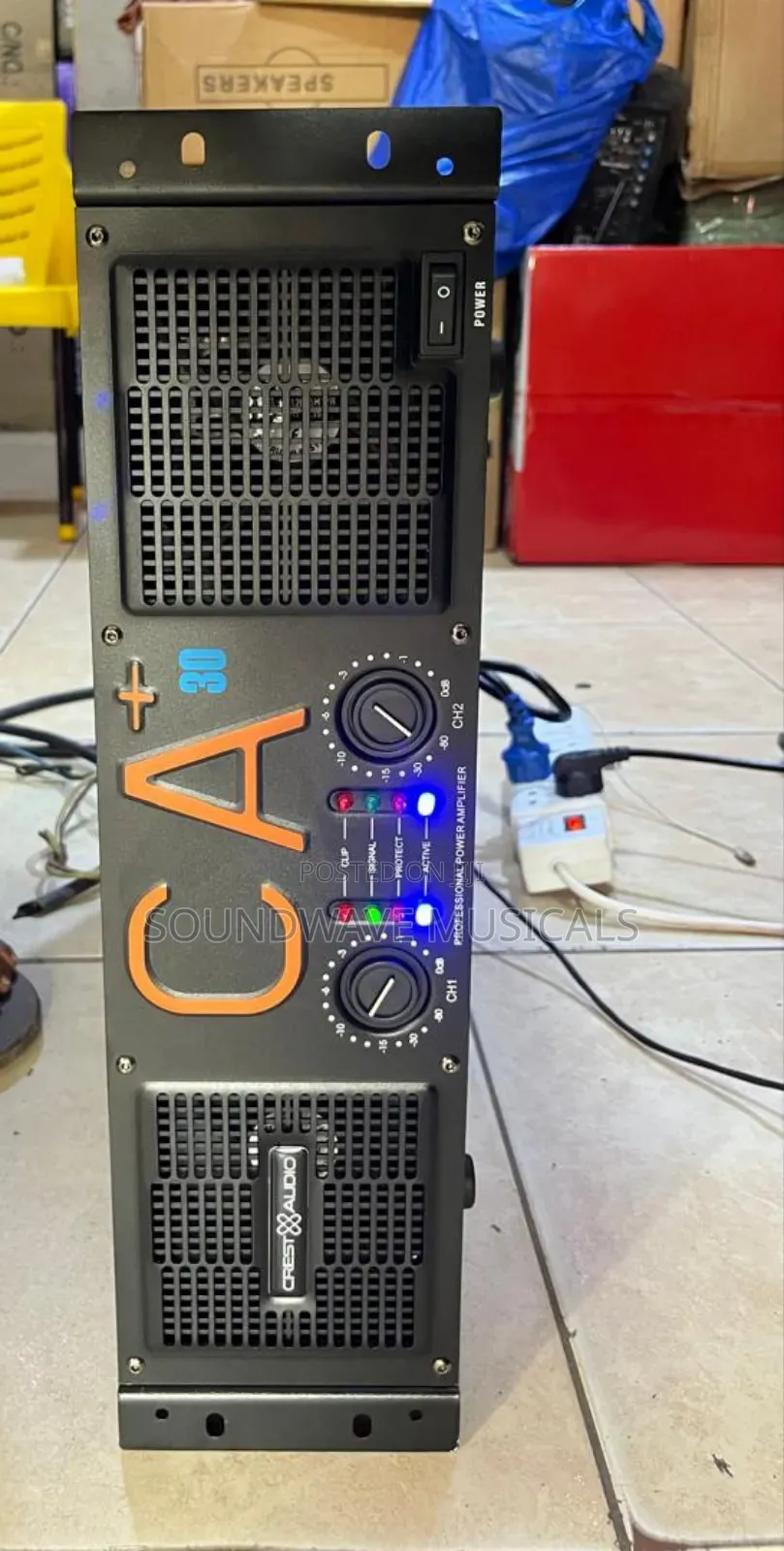 Crest Audio Ca30+ 2 Channel, 4 Fans Bass Amplifier