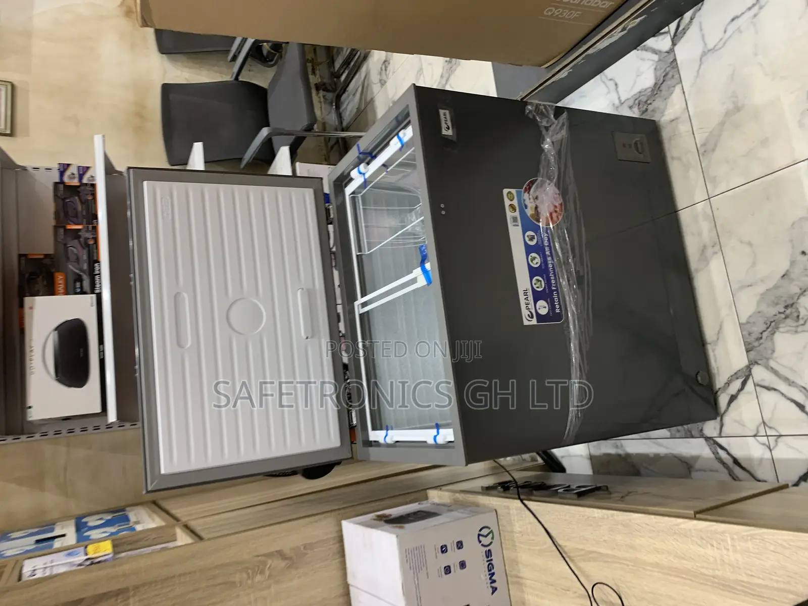 Pearl Eco-Friendly Grey Singledoor 199 Liters PCF-2620-13m Freezer