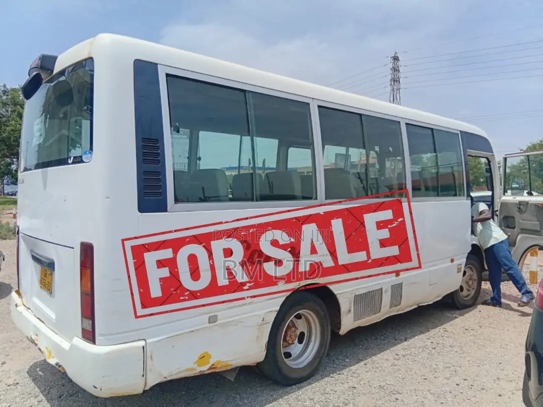Nissan Civilian 2009 White