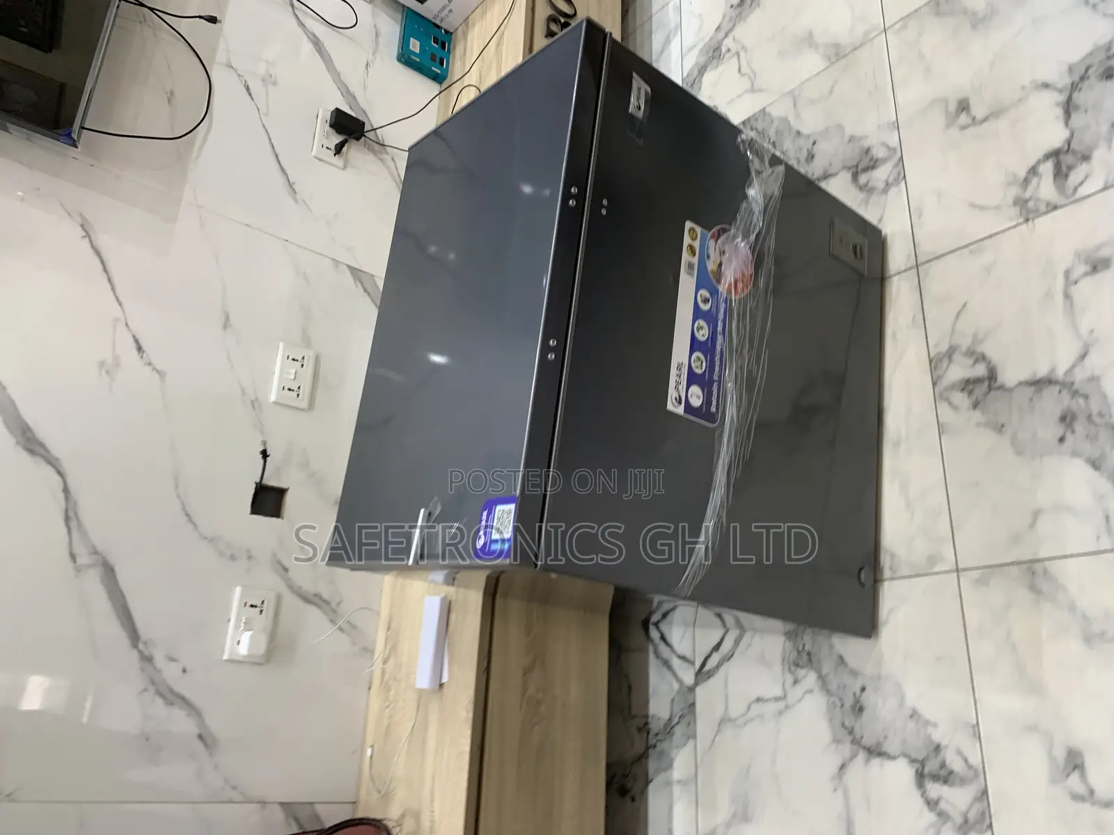 Choose Grey 199 Liters Singledoor Pearl PCF-2620-13m Freezer