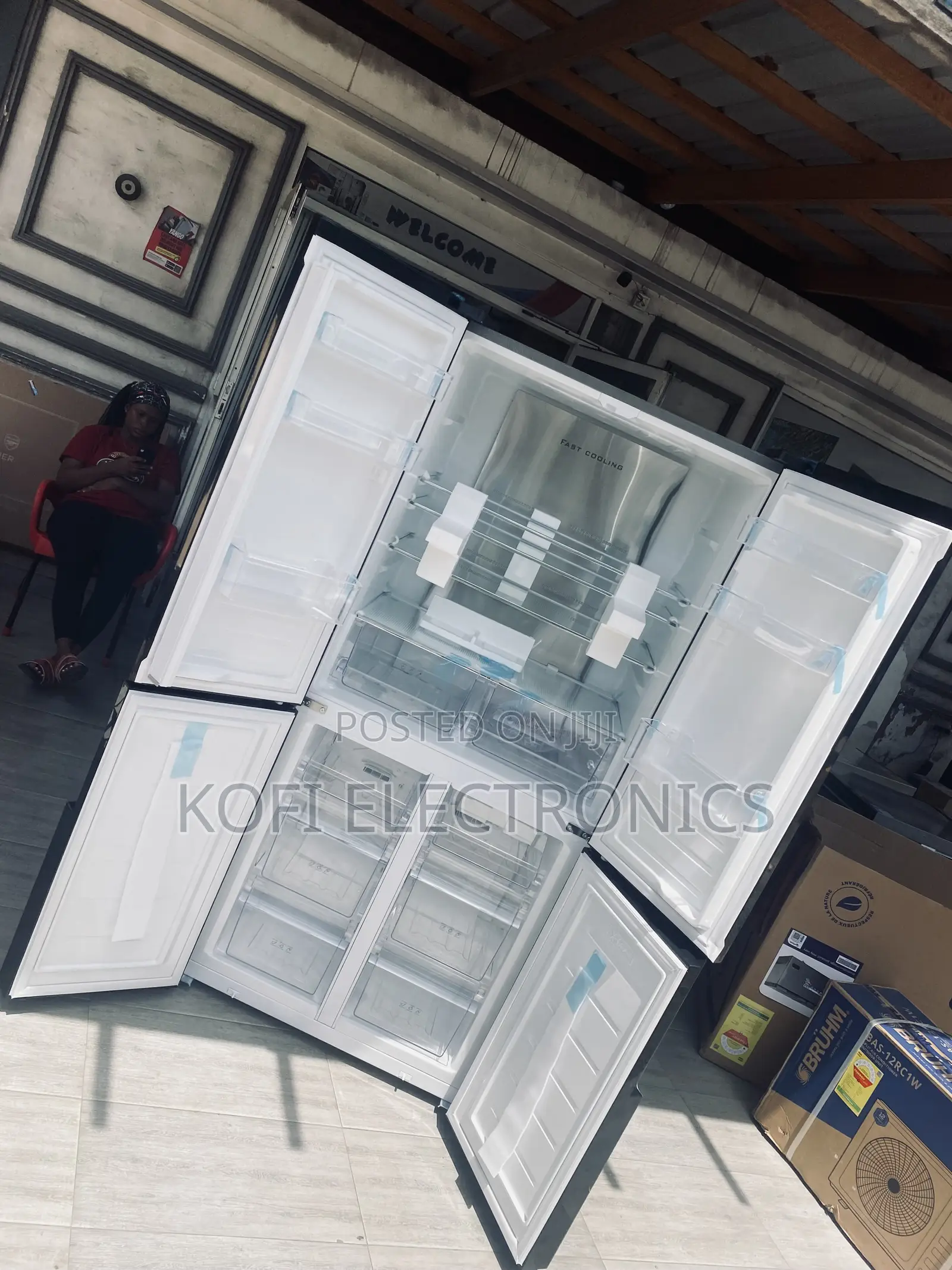 Glamorous and Spacious: Pearl 482l Pf-630mdbg-2gb Fridge