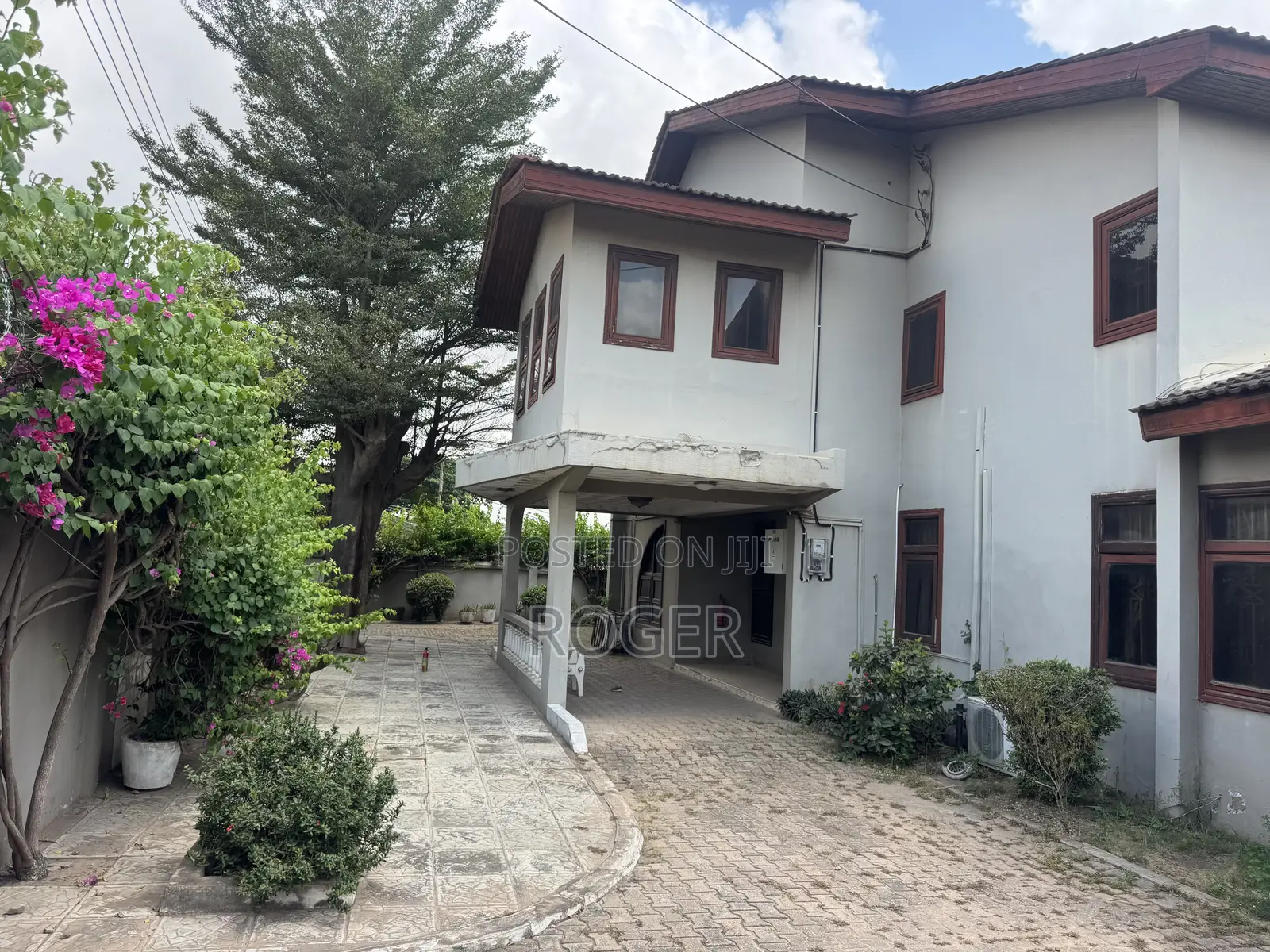 4bdrm House in Achimota Abc, Neoplan for sale