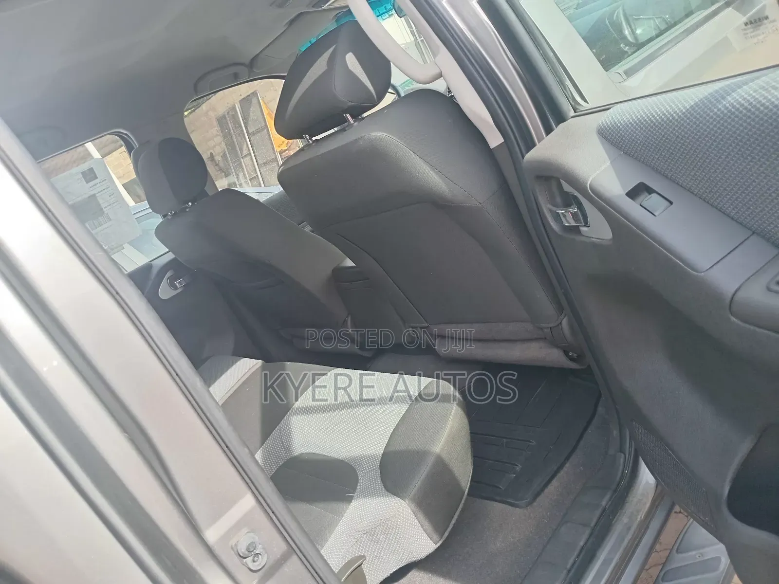 Nissan NV200 SV 2017 Gray