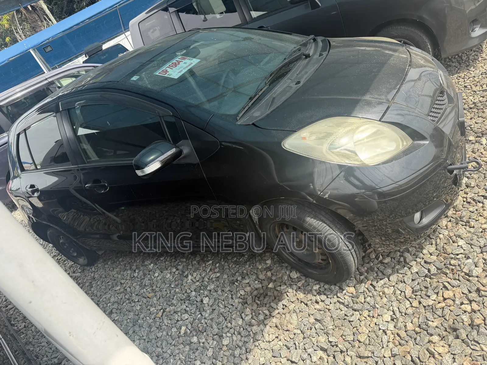 Toyota Vitz 1.3 AWD 5dr 2010 Black