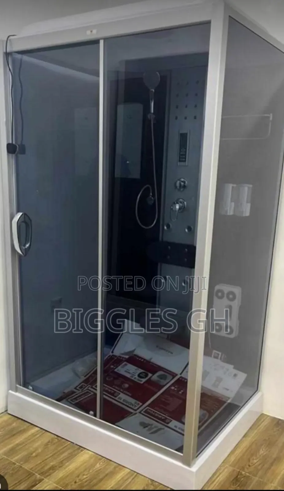 Standing Jacuzzi With Massager