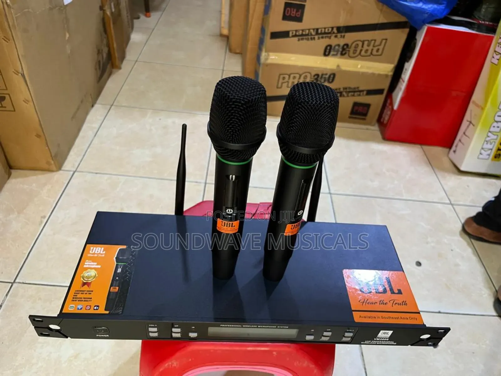JBL -Vm 3000