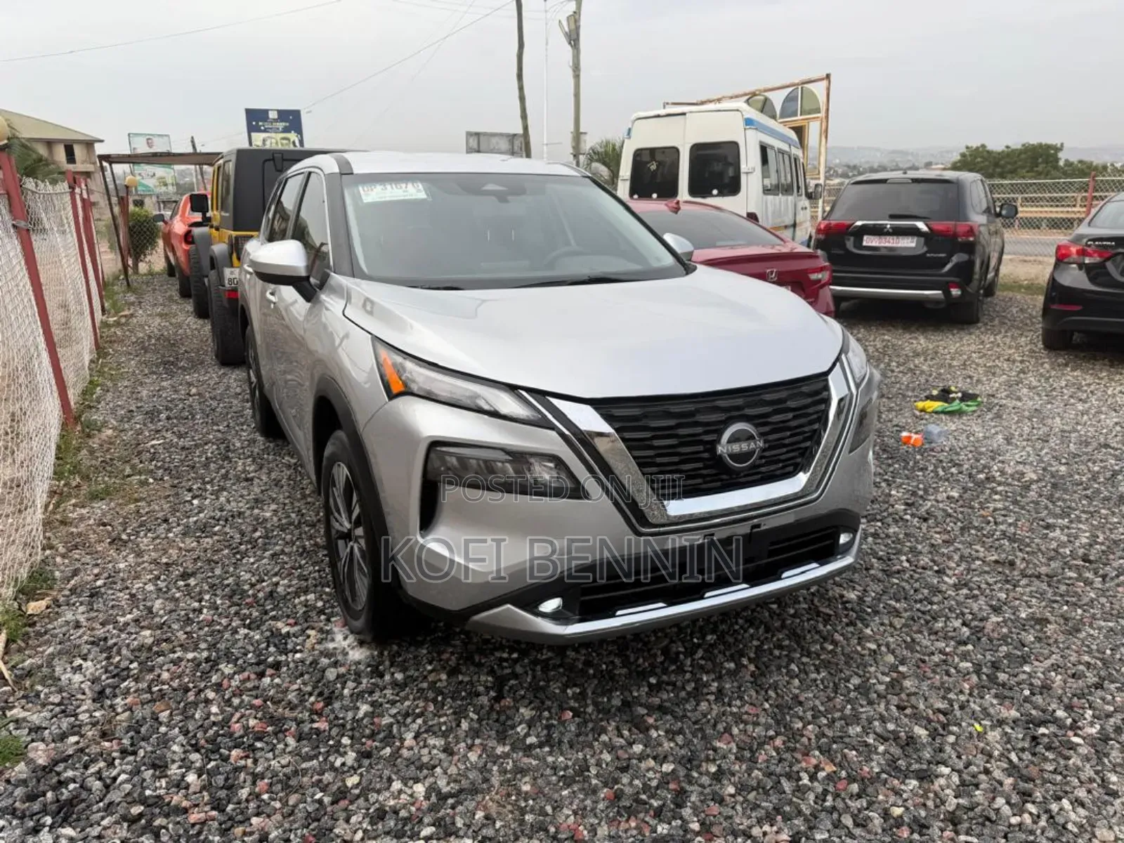 Nissan Rogue SV 2023 Silver