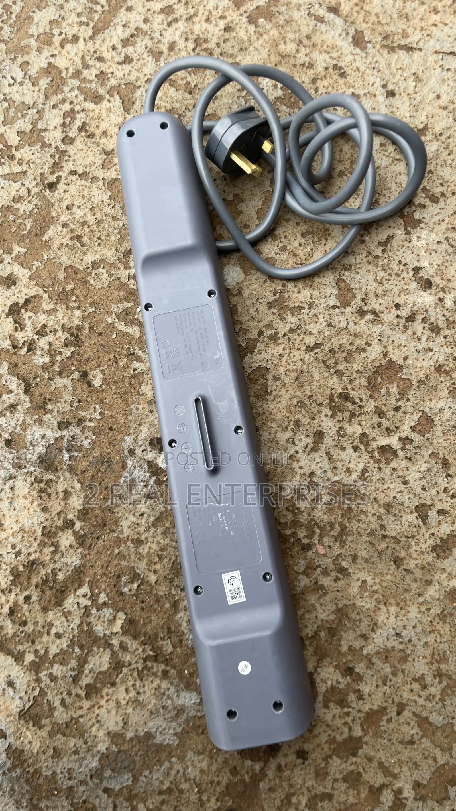 Belkin 6-Outlet Surge Protection Strip With 6 Sockets