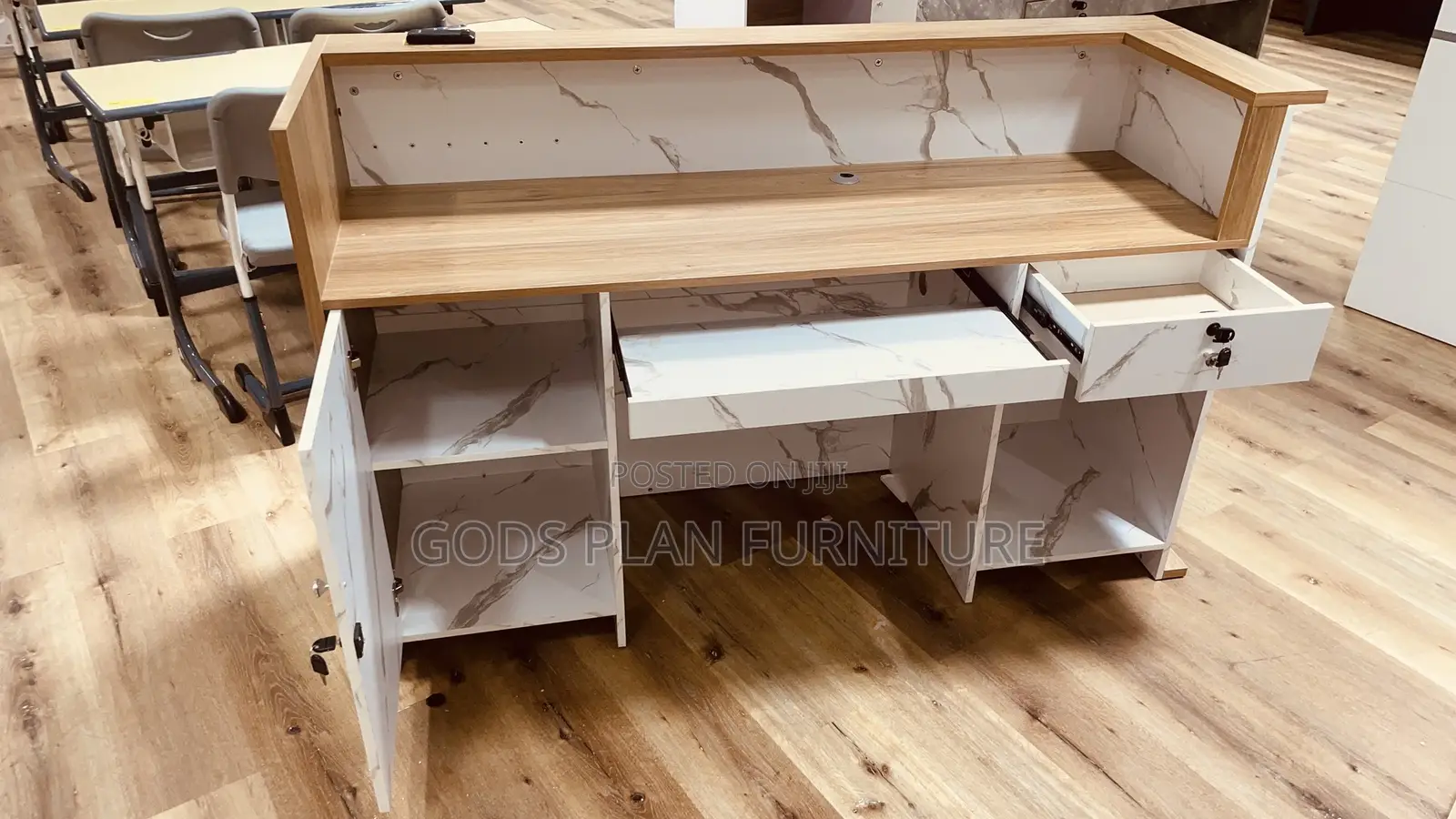 Front Desk (Dk-8096)