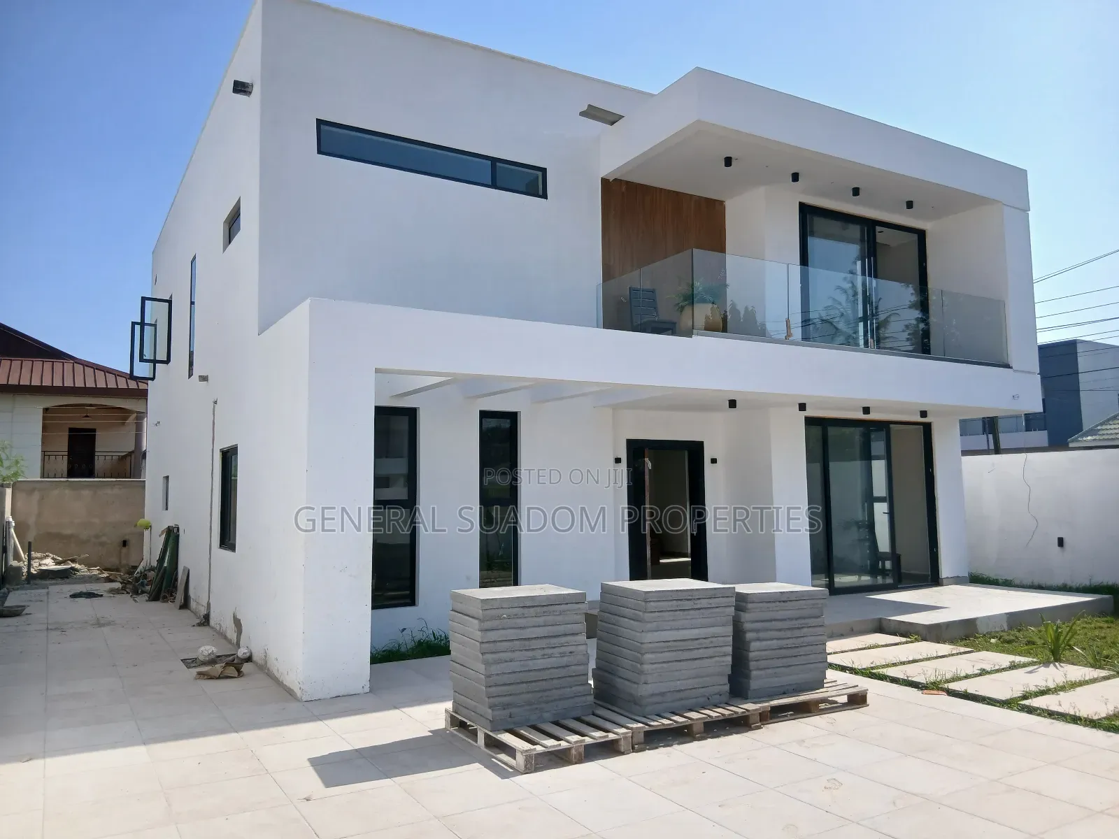 5bdrm Duplex in Suadom Properties, Manet Junction for sale