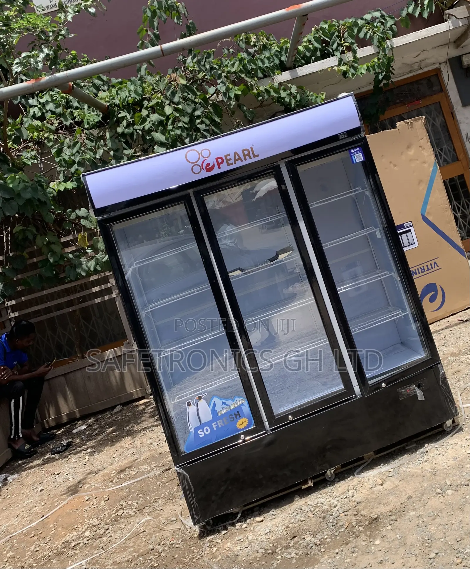 Lastest Pearl 3 Doors PVC-150 Display Fridge