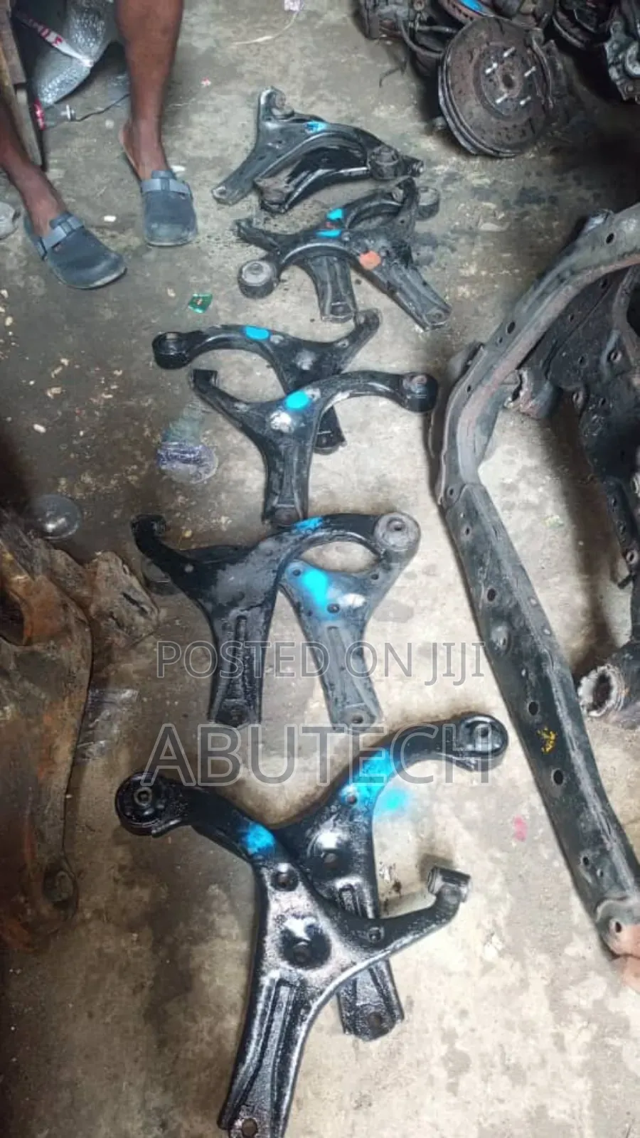 Lowerarm Kia Rio 5 , Accent 2005, 2006, 2007, 2008, 2009, 2010