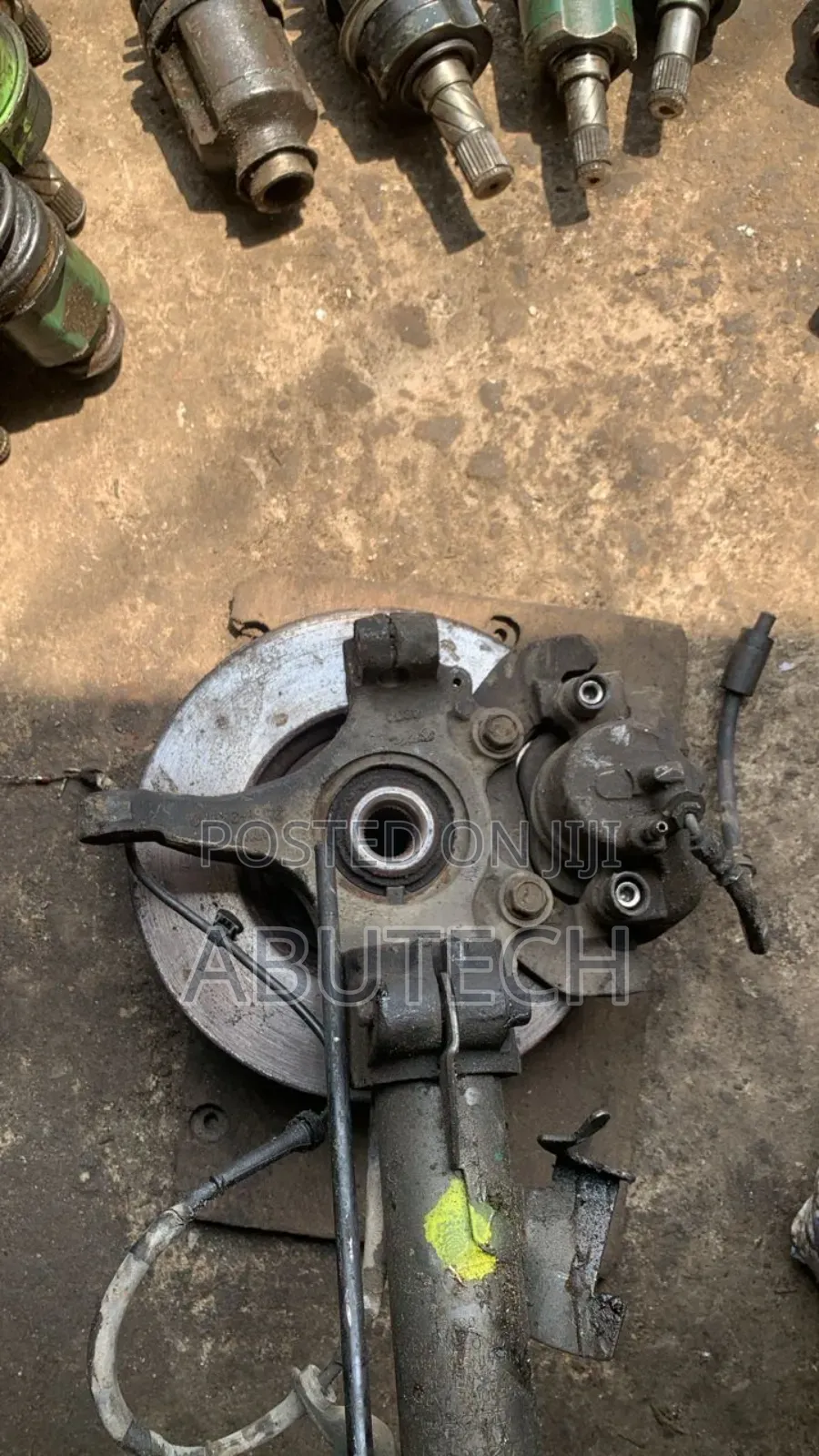 Front Hub Mazda 3