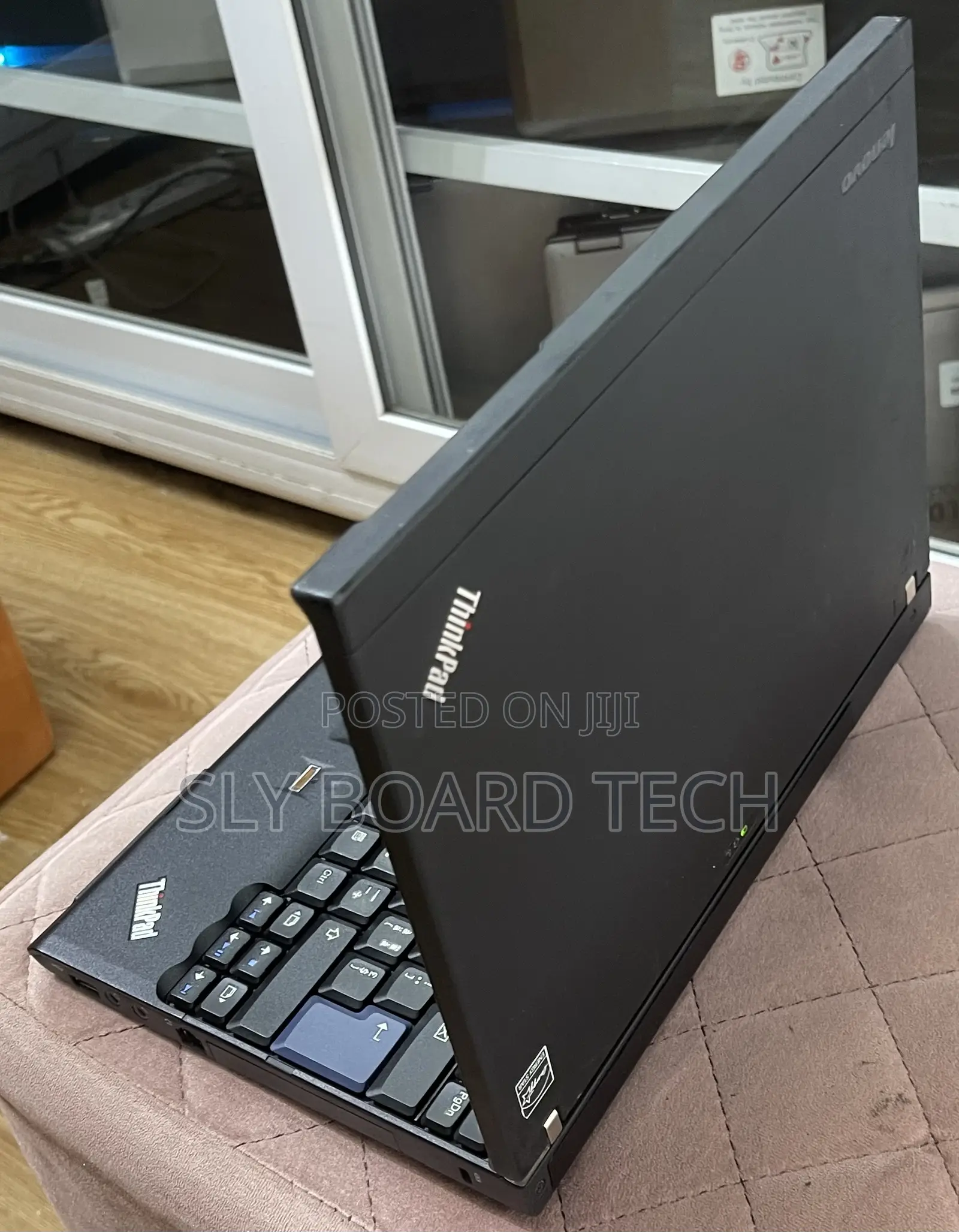 Laptop Lenovo ThinkPad X200 4GB Intel Core 2 Duo HDD 160GB