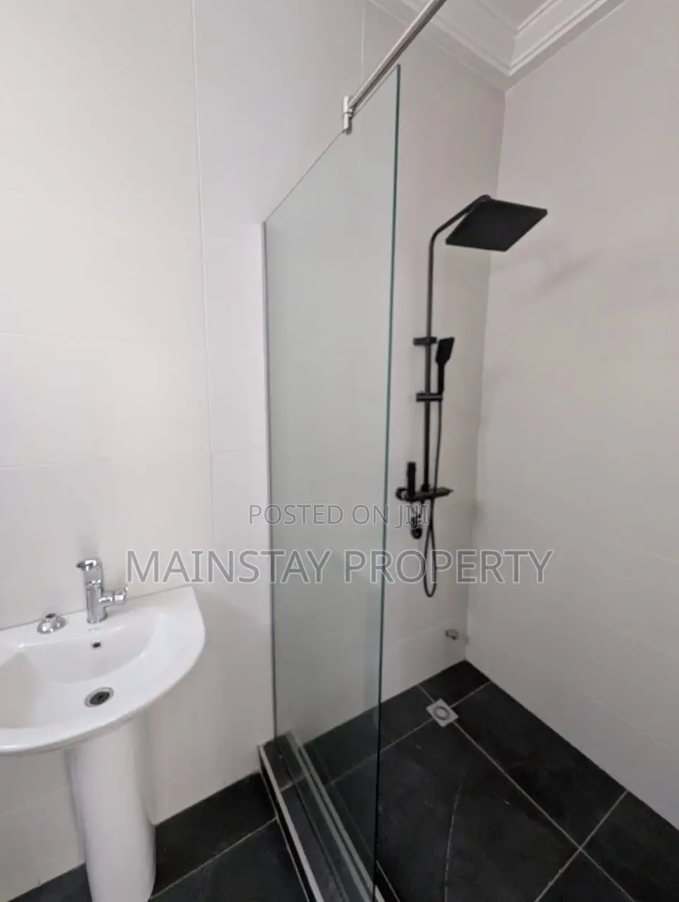 3bdrm House in Mainstay Estates, Achimota for rent