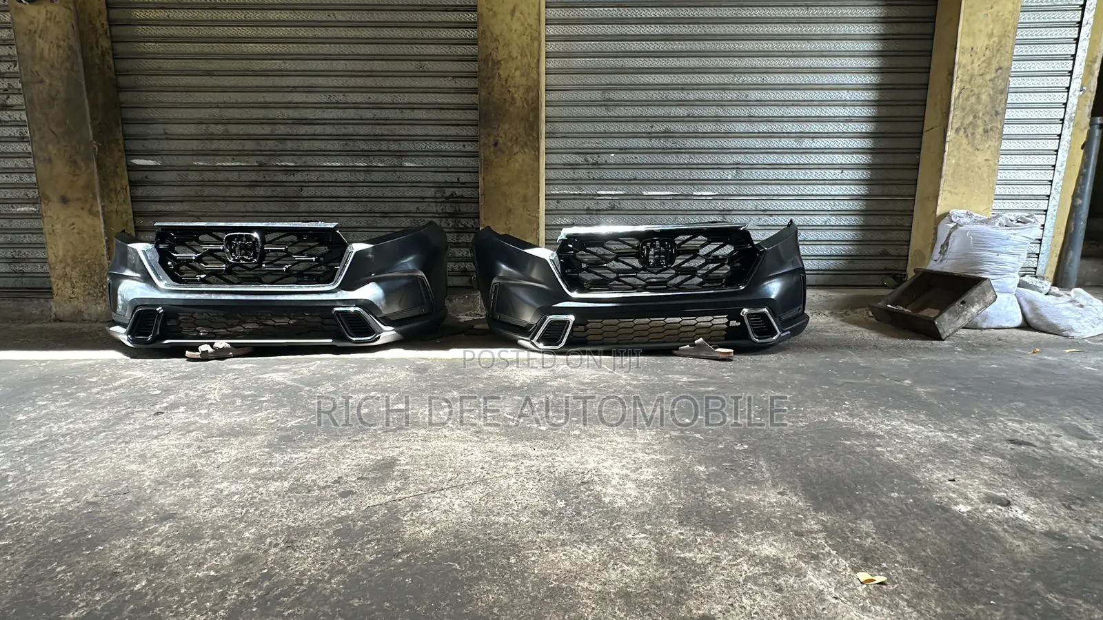 CRV 2023 25 Front Bumper Complete Hybrid