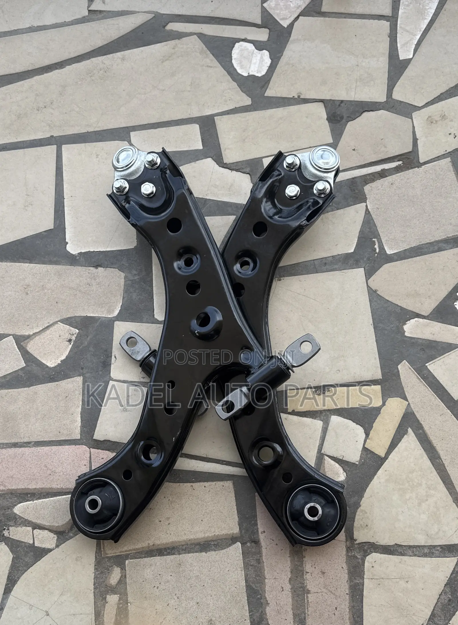 Lexus Rx350 2024 Lower Arm / Control Arm
