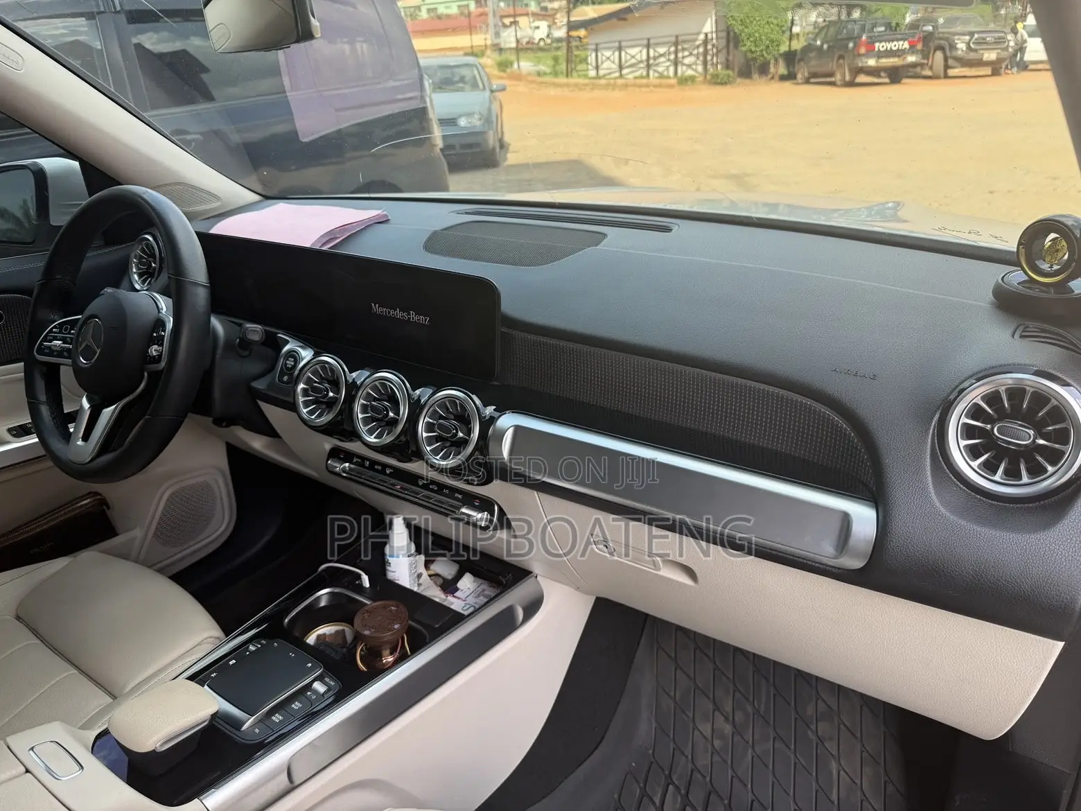 Mercedes-Benz GLB-Class GLB 250 4MATIC 2022 White