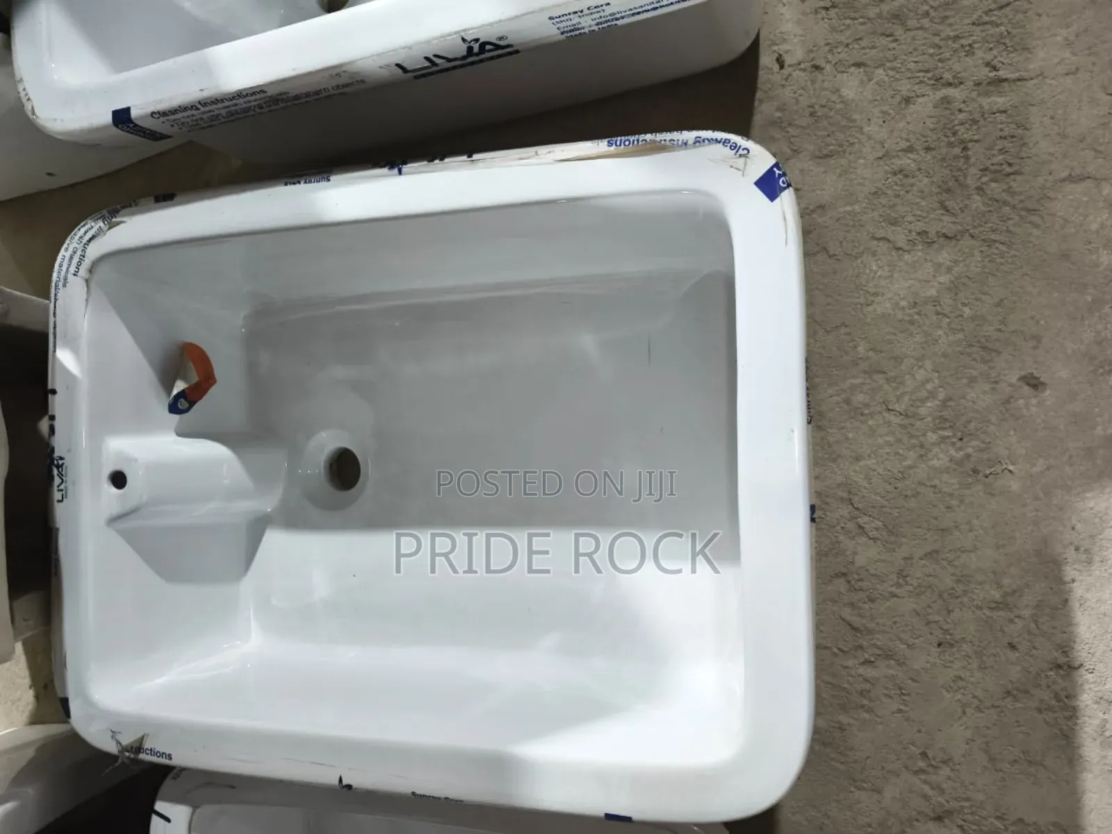 Lab Sink, Outside Sink, Outside Wall Basin