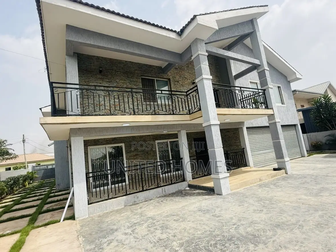 7bdrm House in Tema Metropolitan for rent