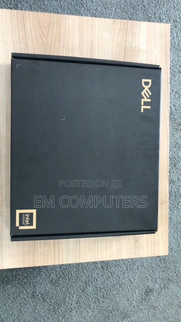 New Laptop Dell Inspiron 15 8GB Intel Core i5 SSD 256GB