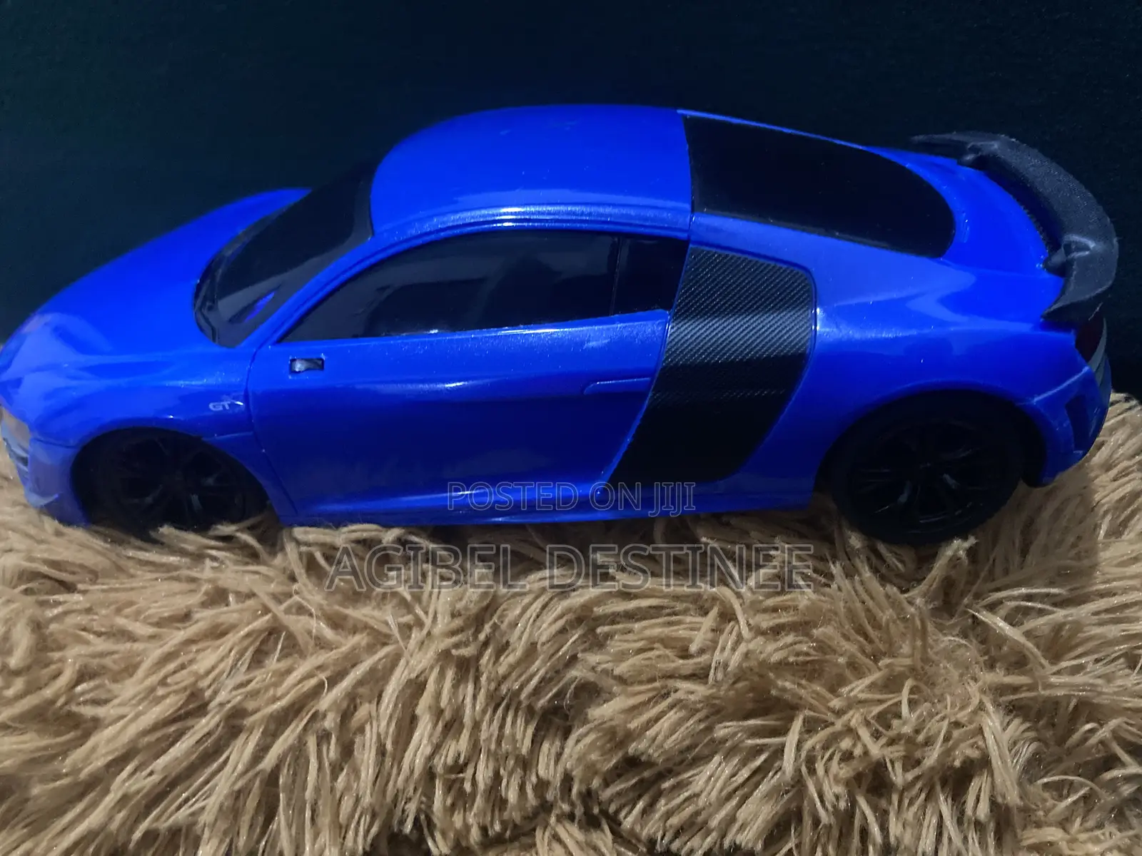 Audi R8 Gt Toy Car