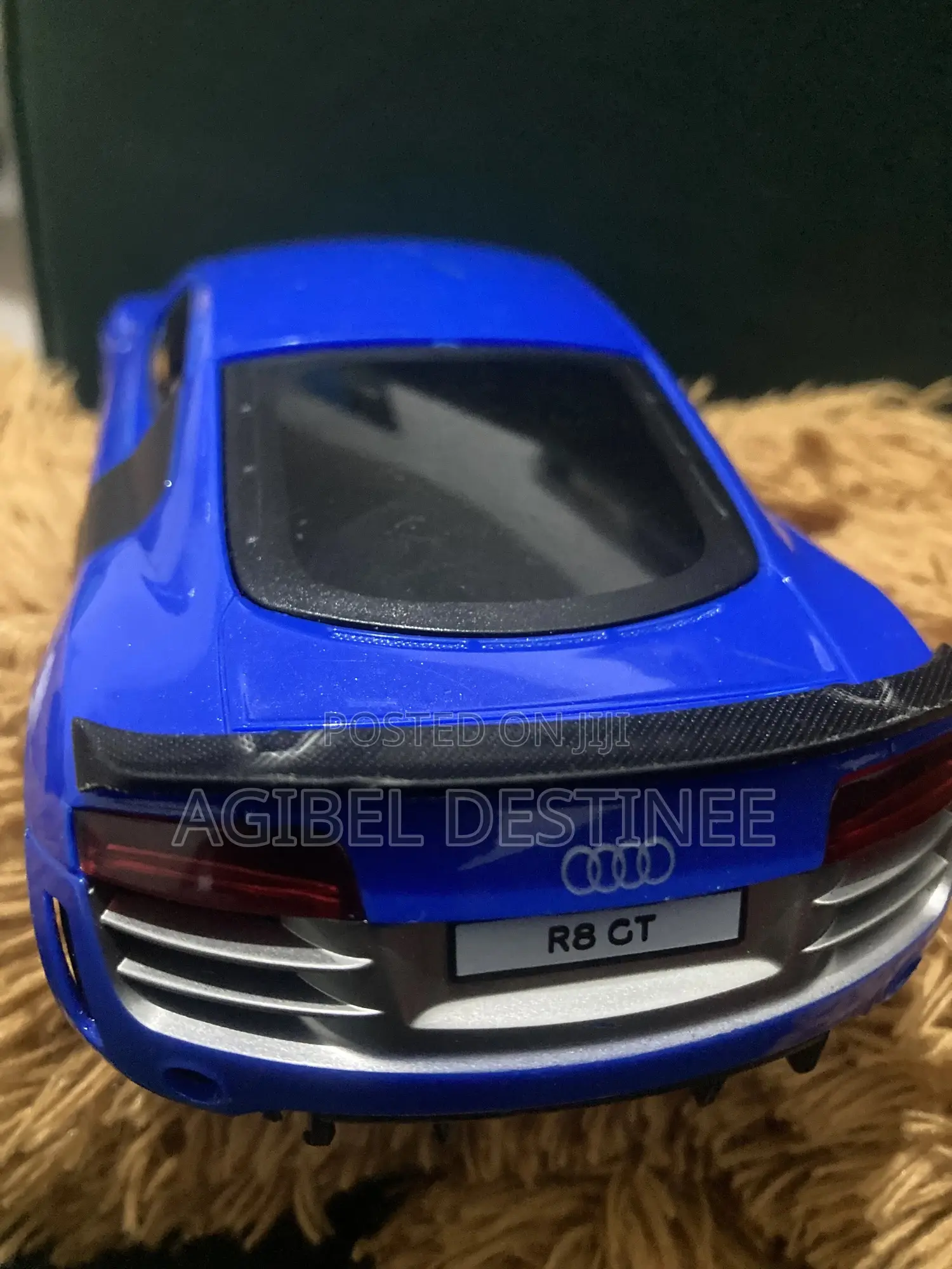 Audi R8 Gt Toy Car