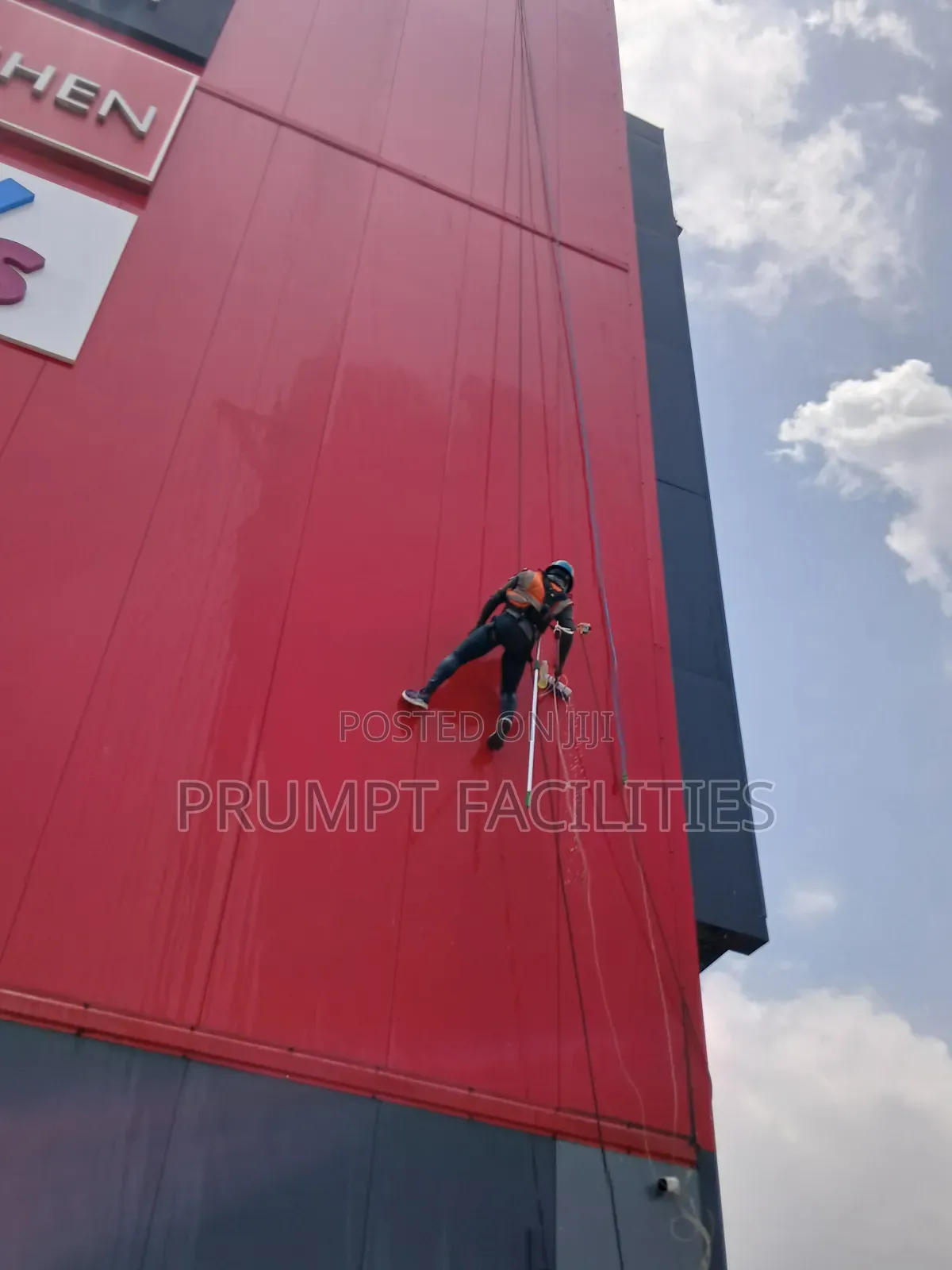 Excellent Glass Curtain Cleaning