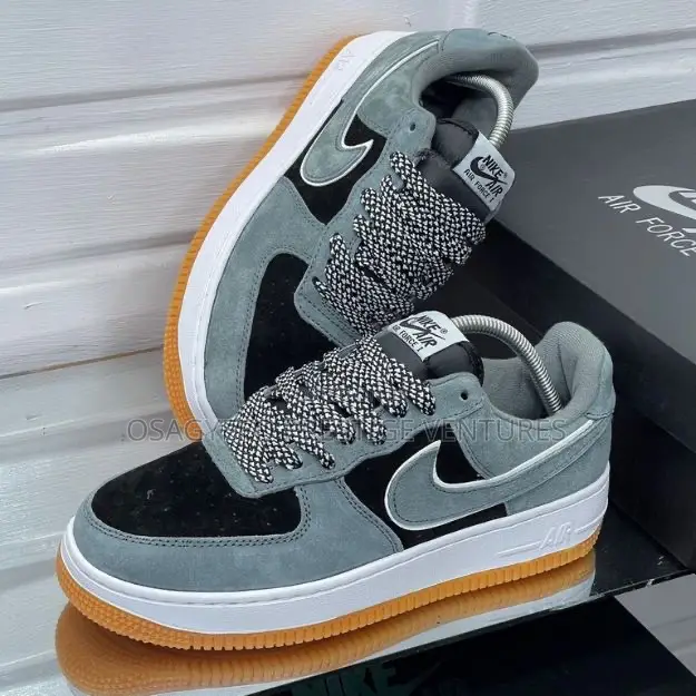 Grey Suede Overlays Nike Airforce 1