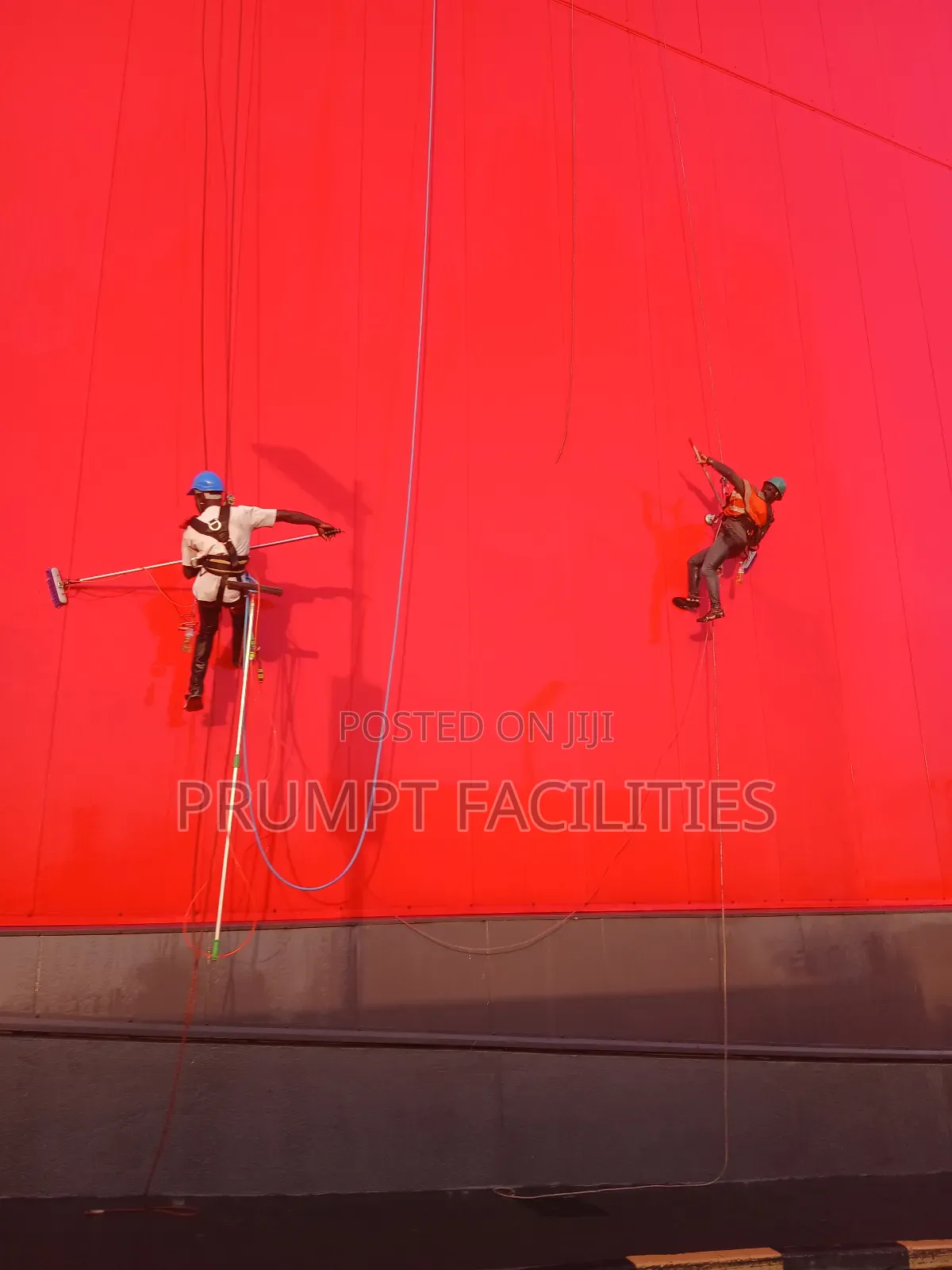 Prumpt Window Facade Cleaning