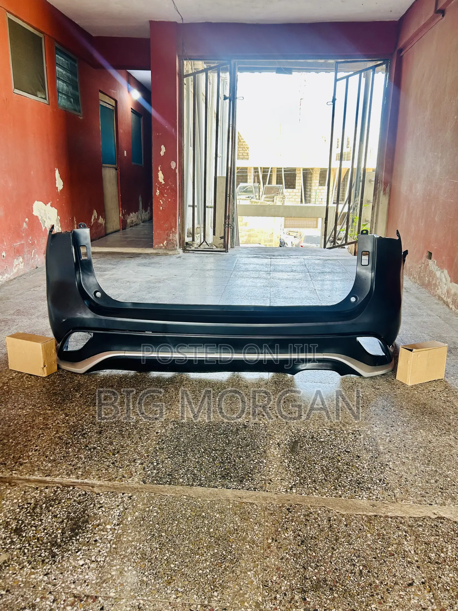 Toyota Highlander Sport 2019-2024 Back Bumper Complete and All Parts