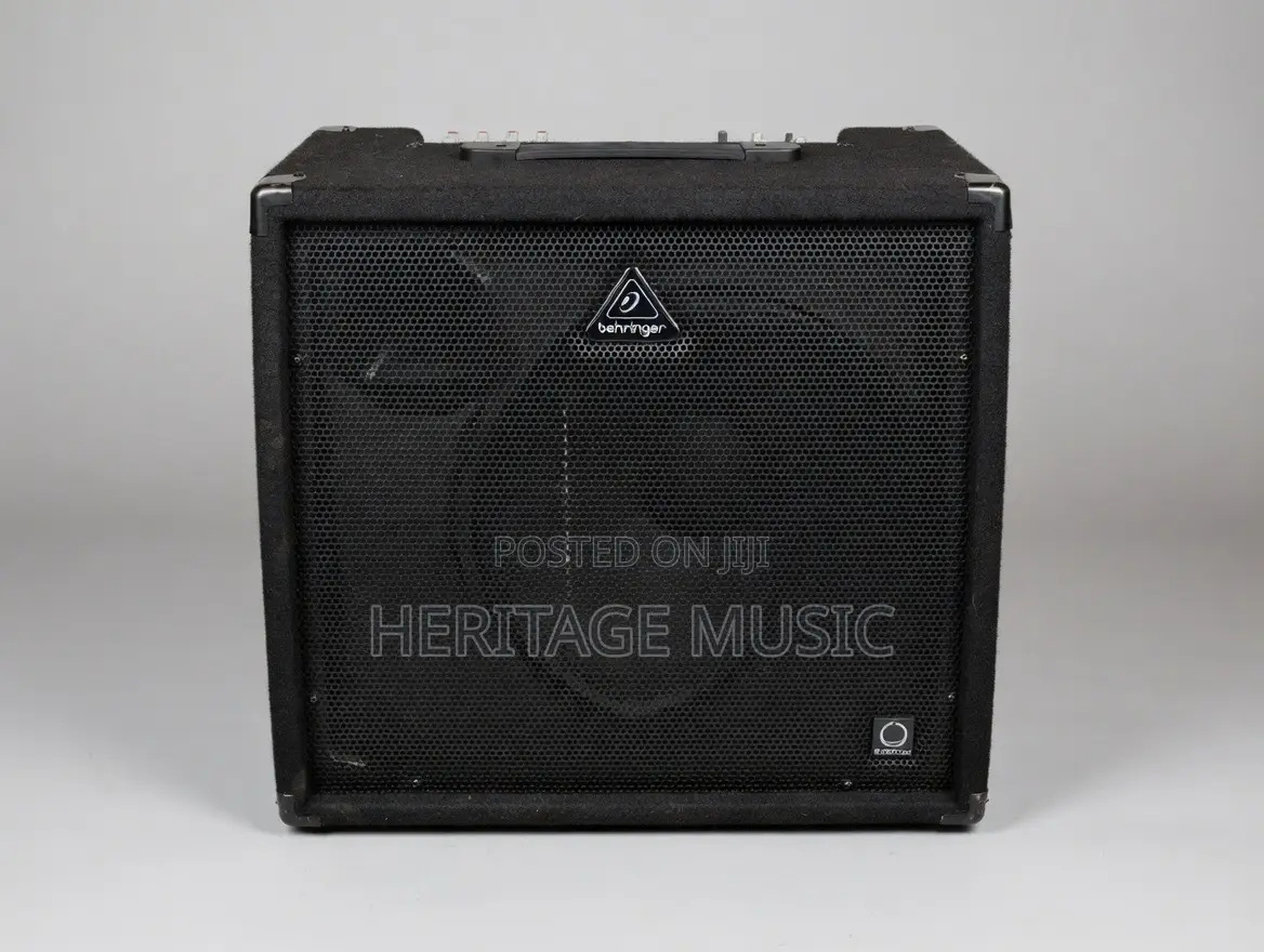Behringer Keyboard Combo
