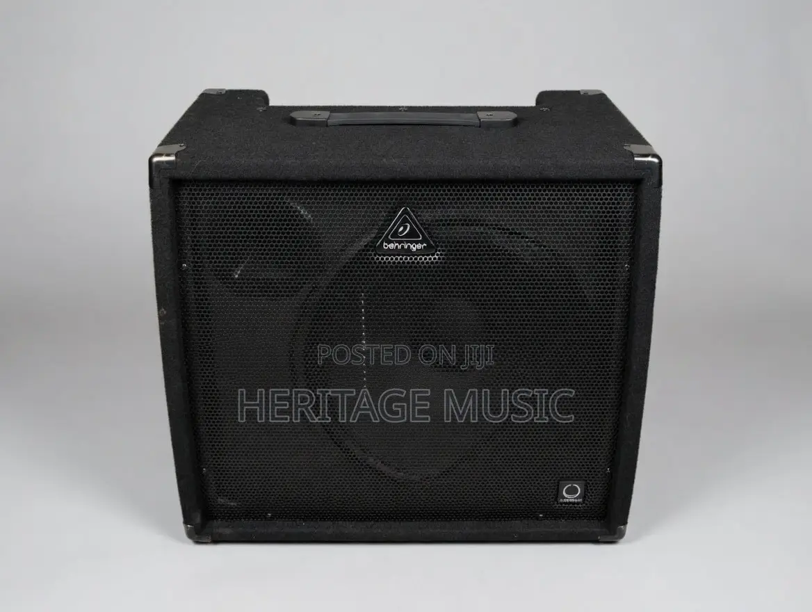 Behringer Keyboard Combo