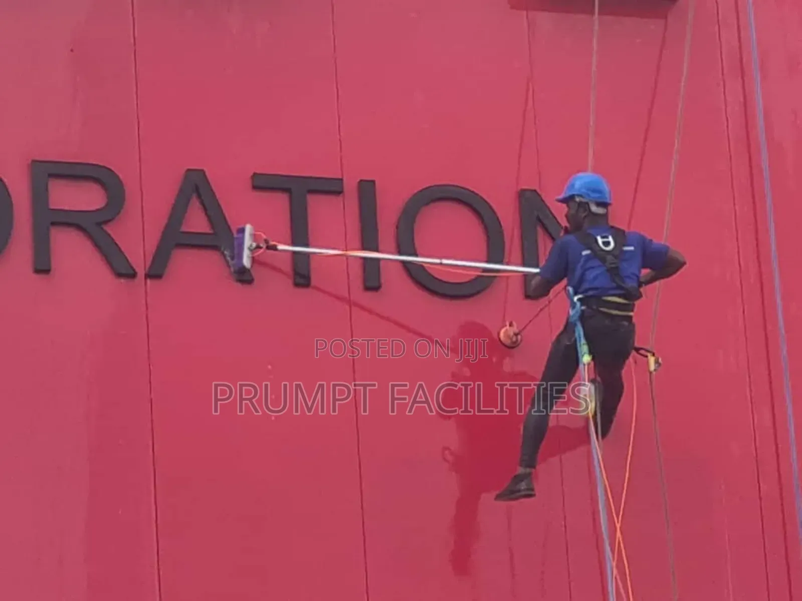 Prime Height Window Glass Cleaning